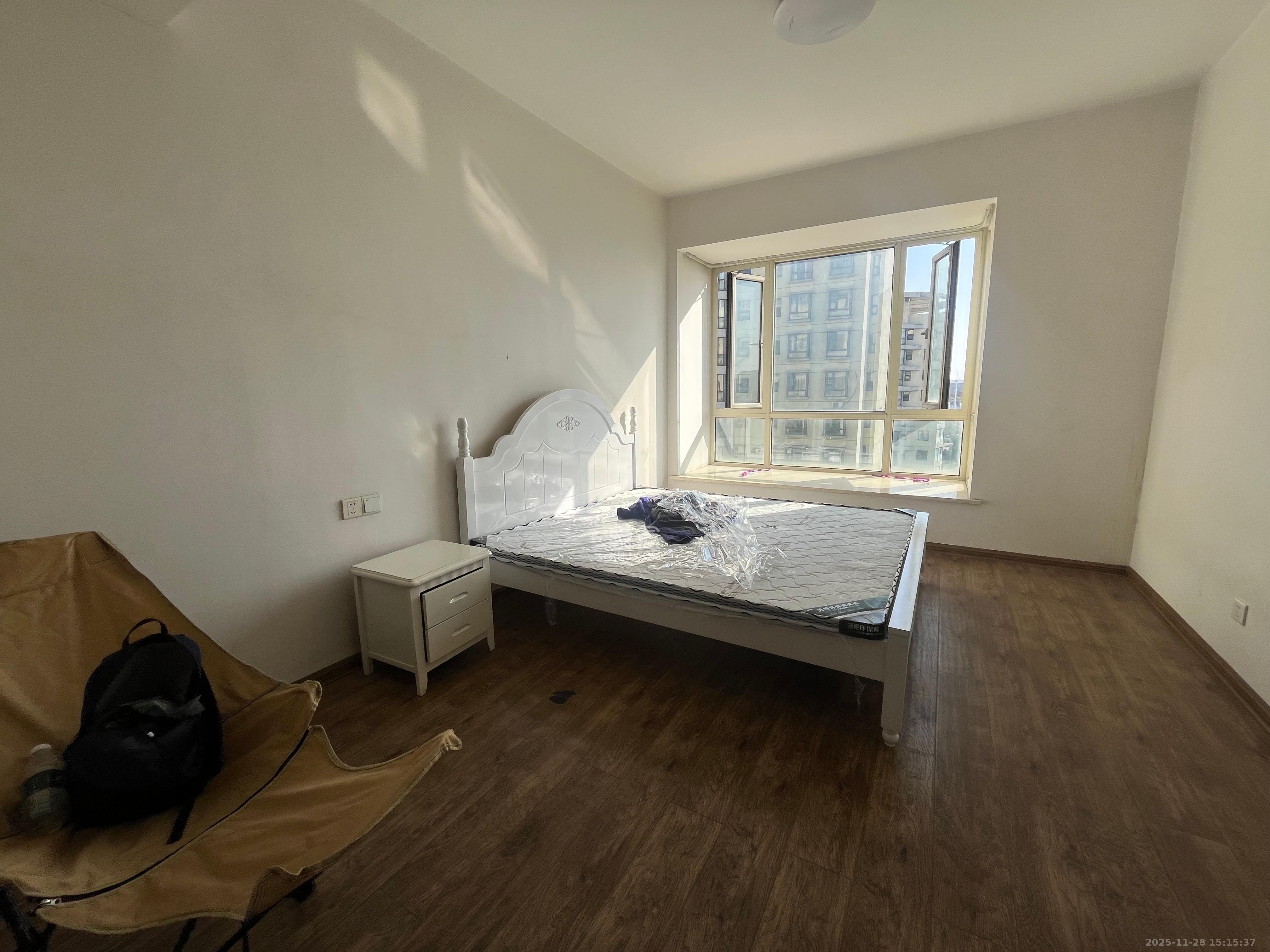 现代雅境园  1室0厅0卫    2800.0元/月室内图