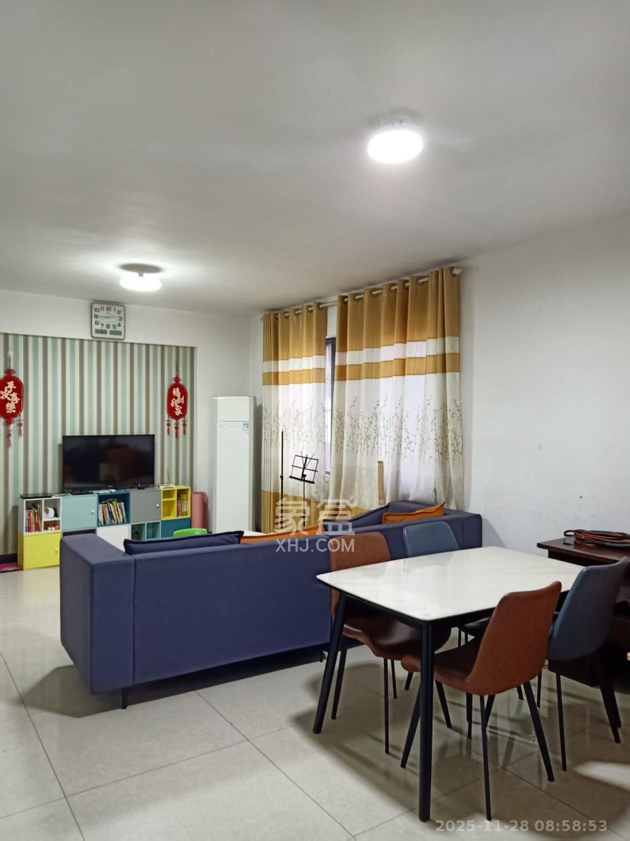 山水嘉园  3室1厅1卫    1800.0元/月