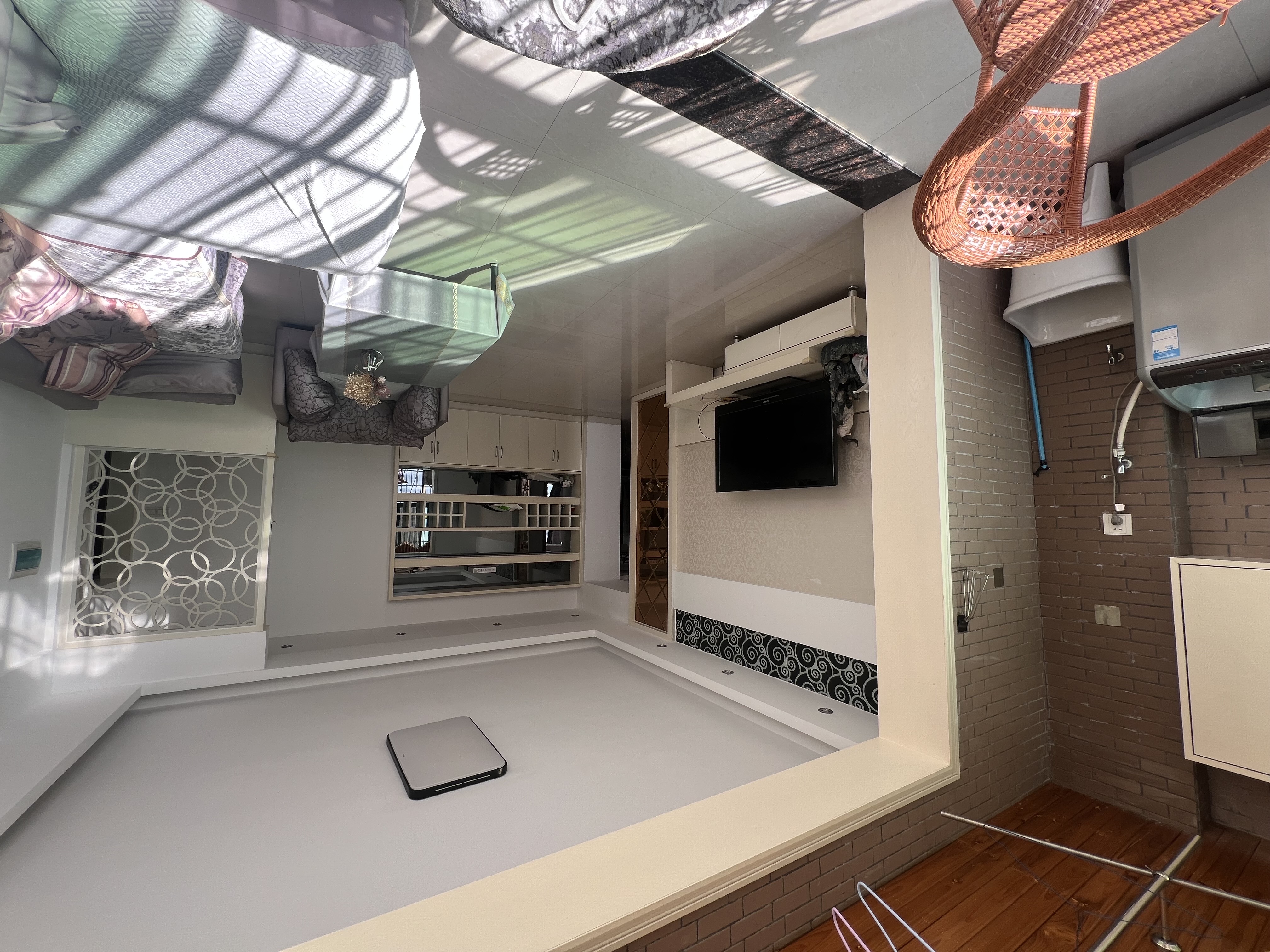 冠都现代城（冠都幸福彼岸）  3室2厅2卫    1700.0元/月室内图