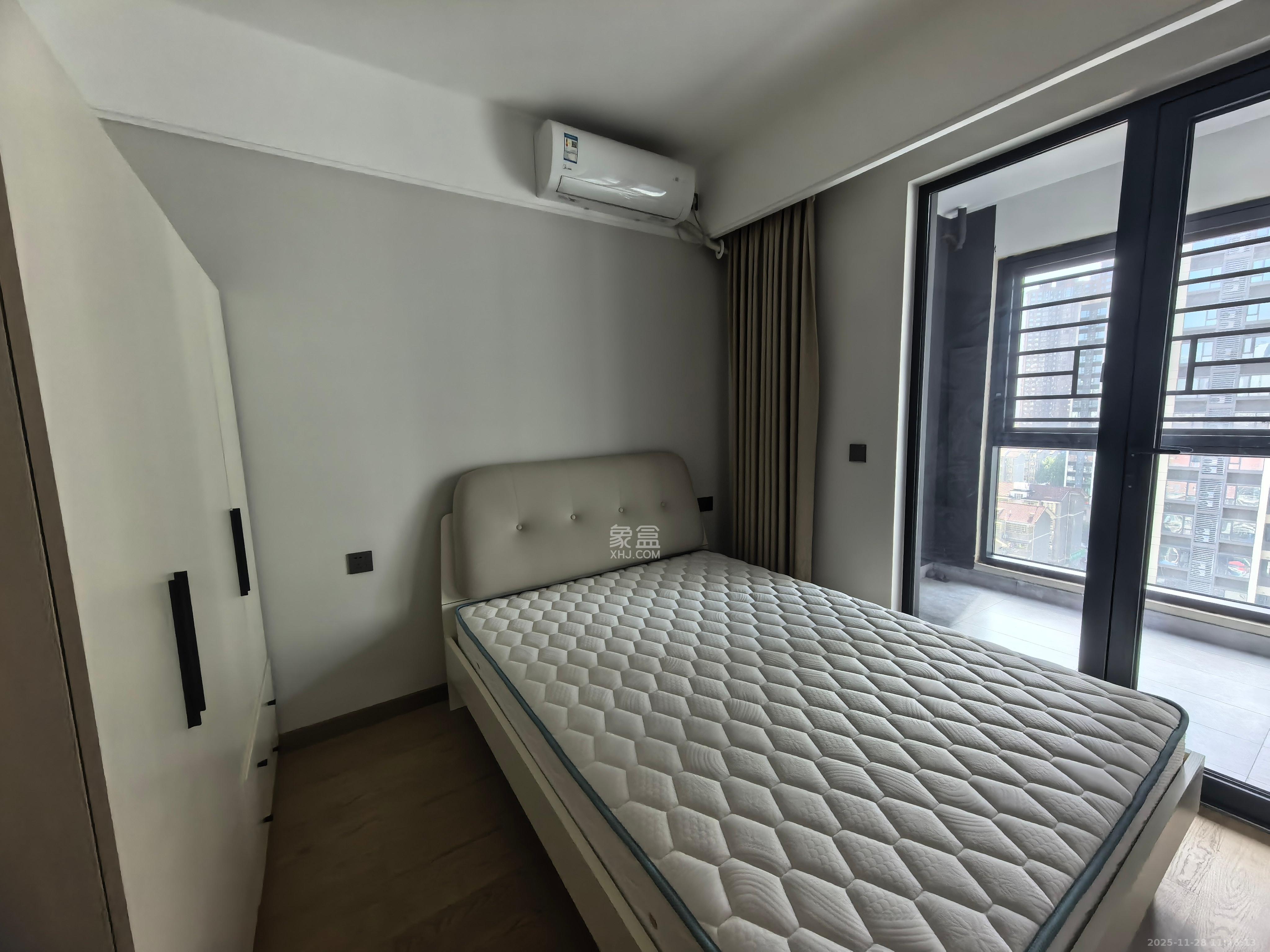 爱家当代境  4室1厅1卫    3200.0元/月室内图