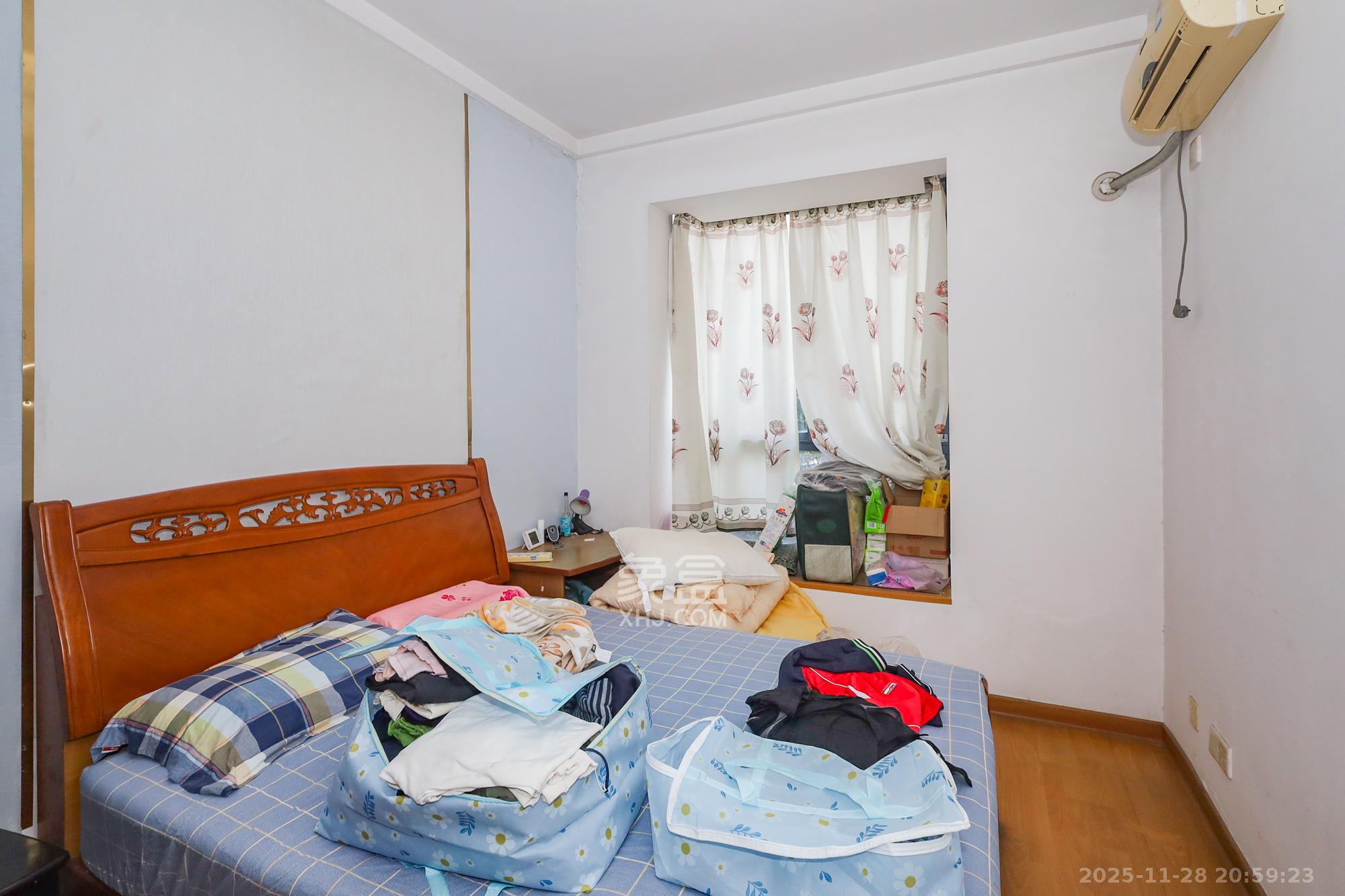 枫林绿洲 3室2厅2卫 108.0万 枫林绿洲 3室2厅2卫 108.0万卧室