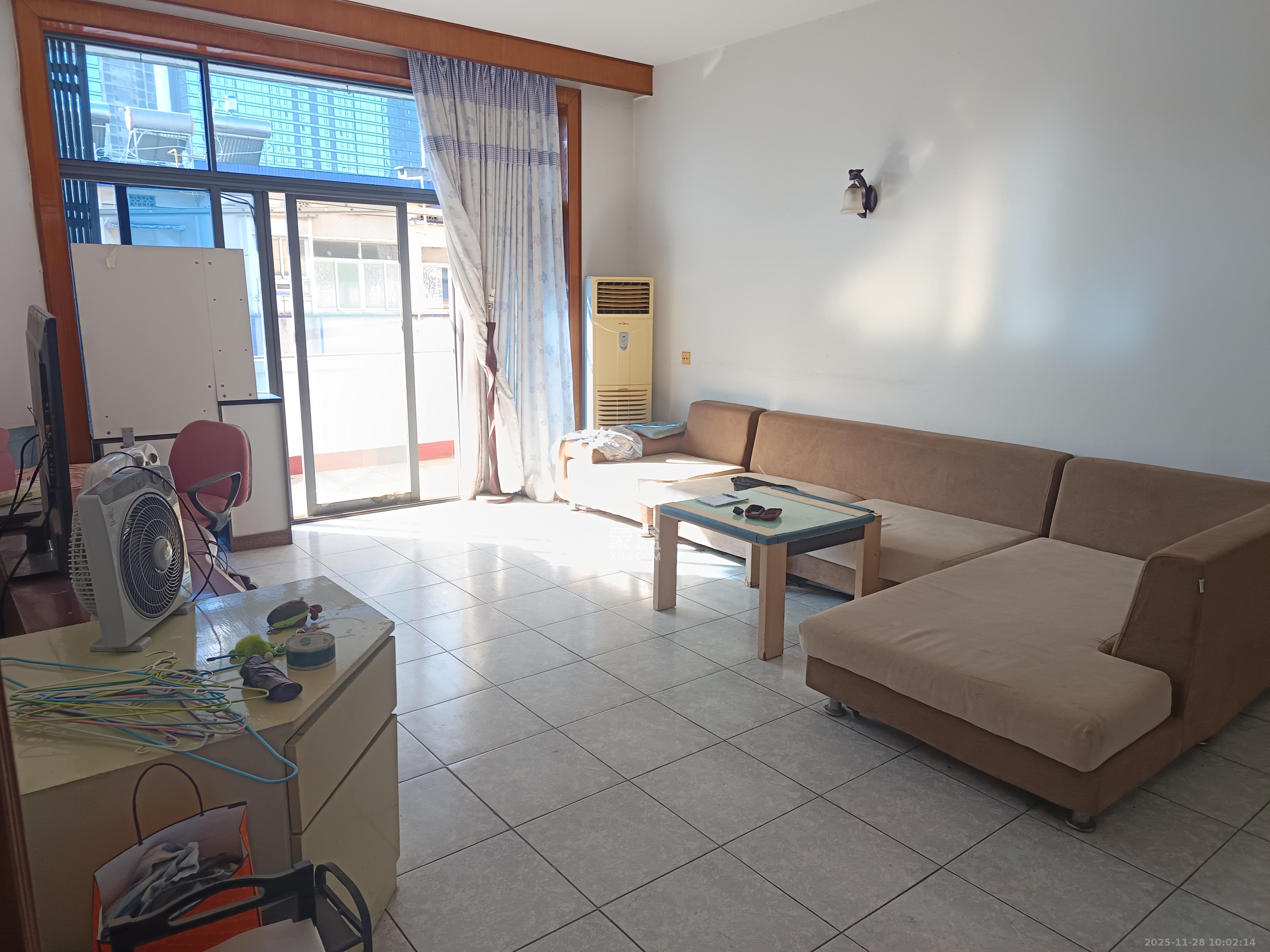 中联科技园 3室2厅1卫 2100.0元/月 中联科技园 3室2厅1卫 2100.0元/月室内图