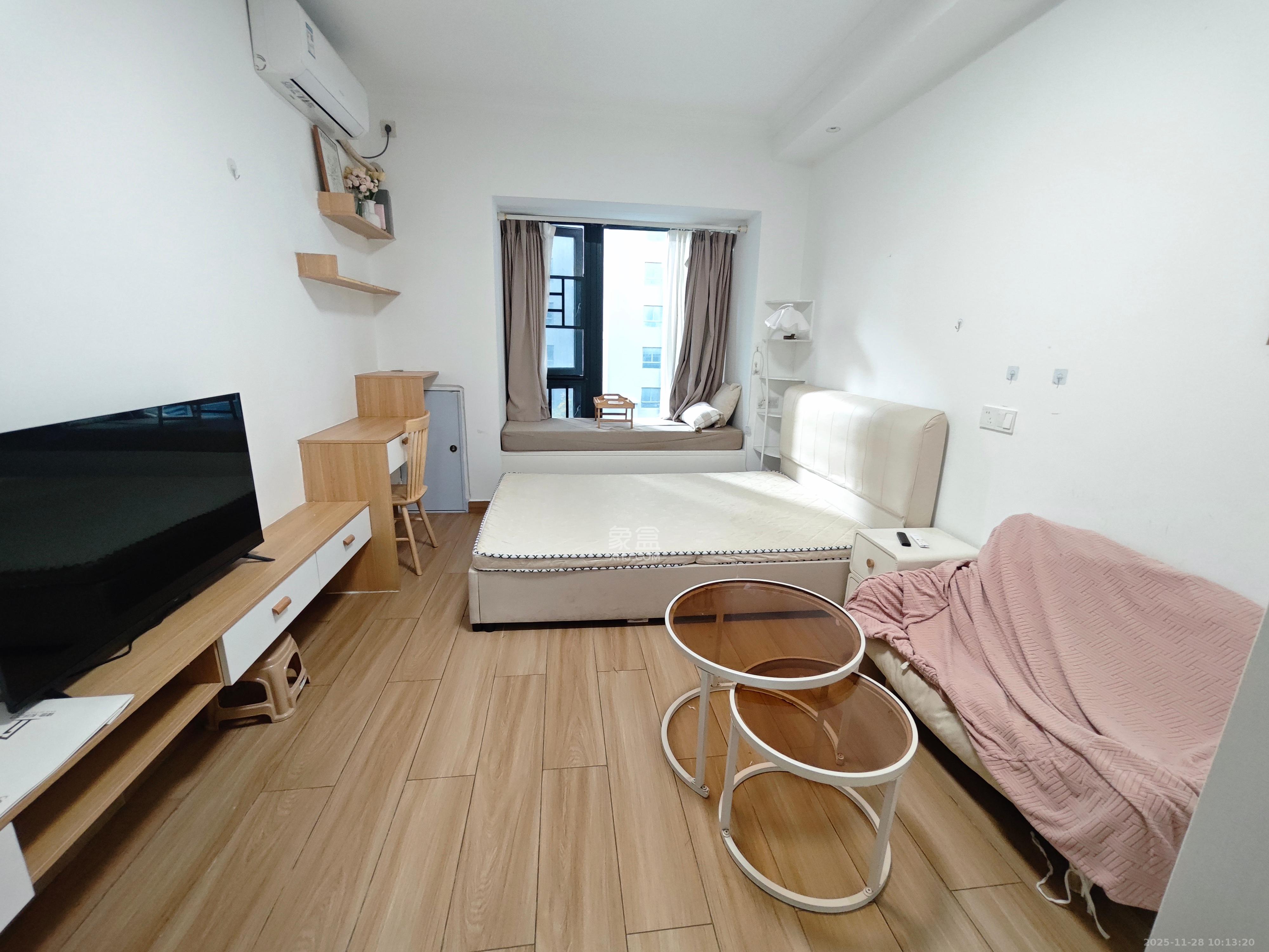 碧桂园城市之光  1室0厅0卫    1400.0元/月