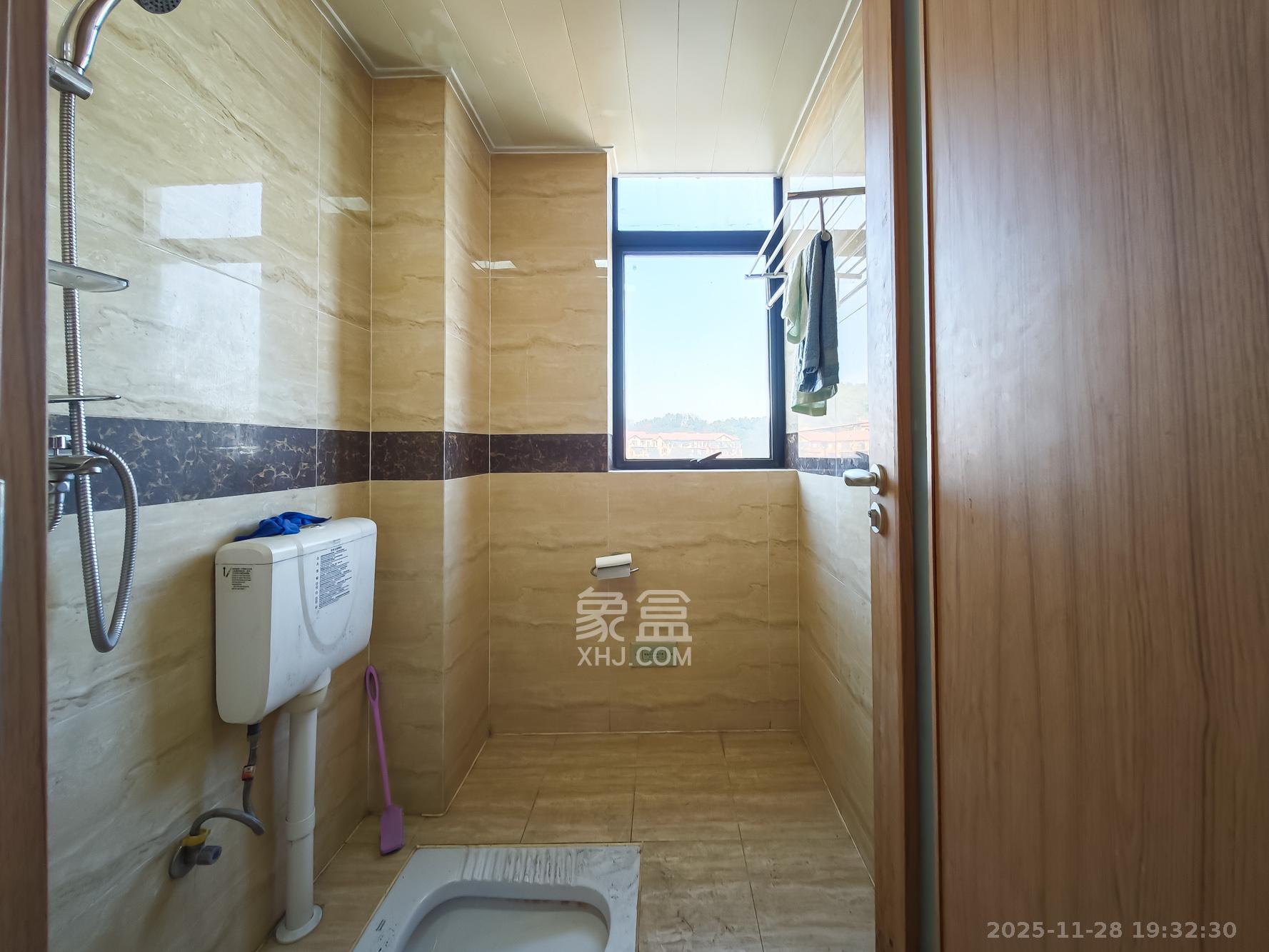 幸福考拉789 3室2厅2卫 68.3万 幸福考拉789 3室2厅2卫 68.3万卫生间