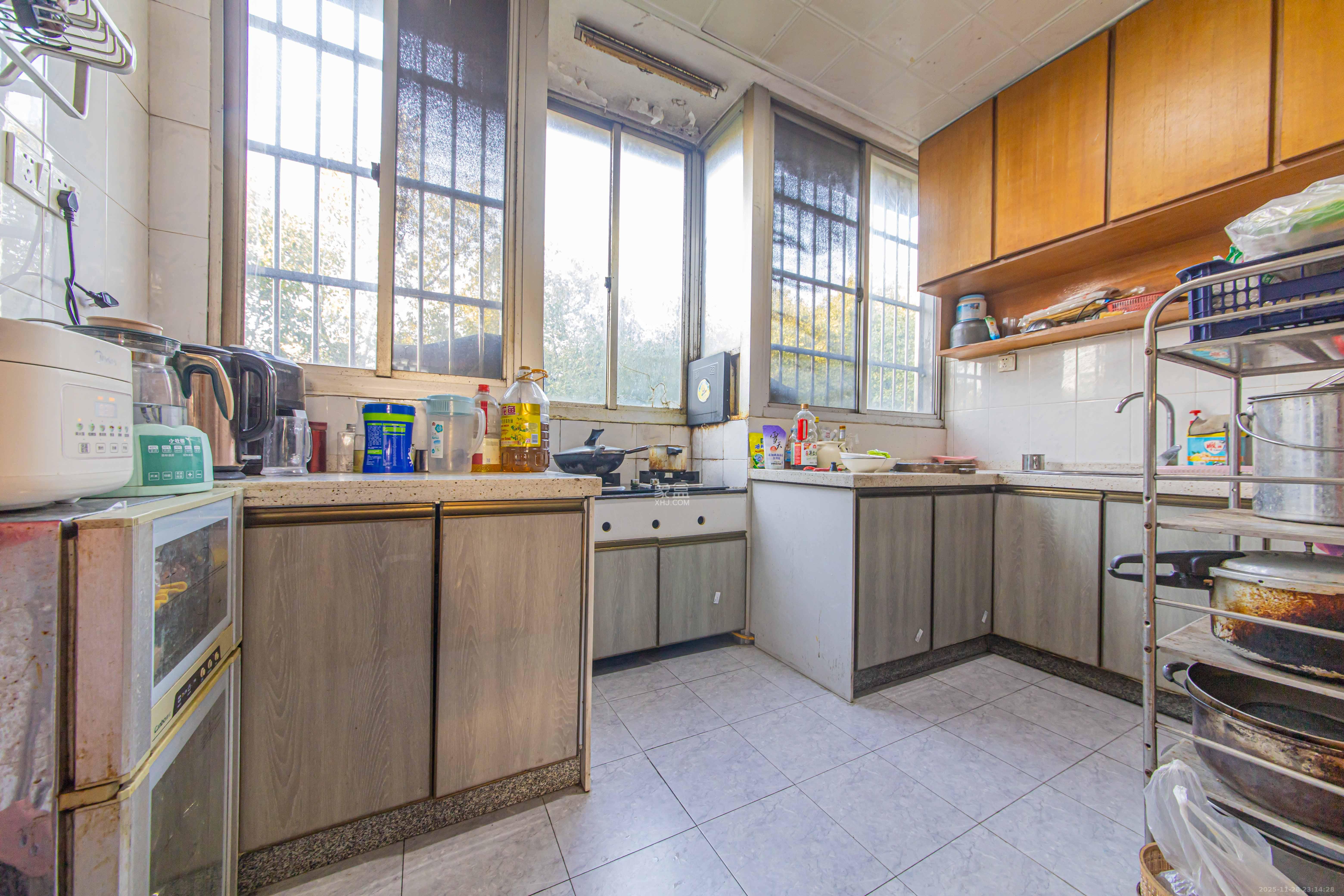 黑石铺路48所家属区(第四十八研究所) 3室2厅2卫 75.0万 黑石铺路48所家属区(第四十八研究所) 3室2厅2卫 75.0万厨房