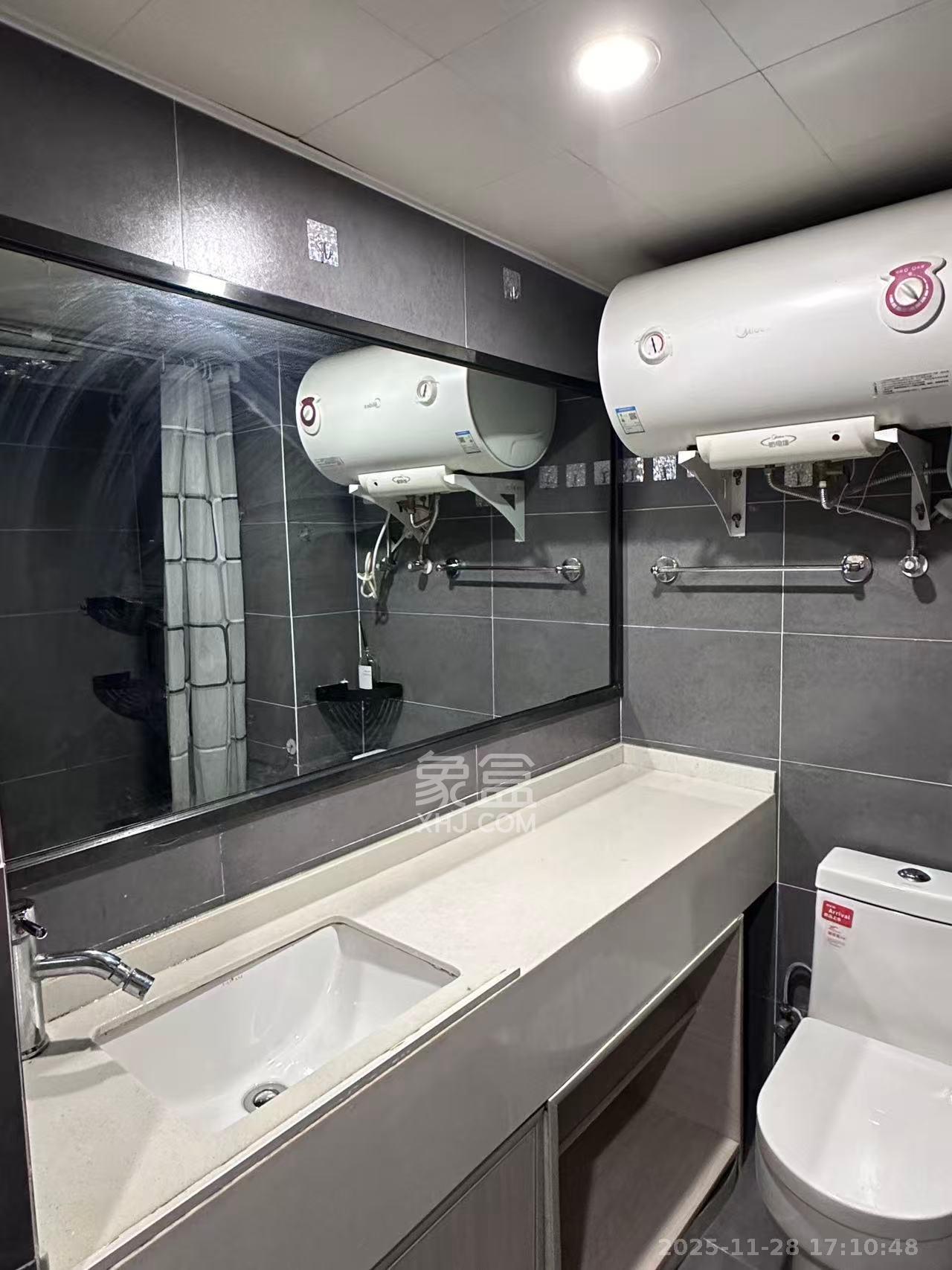 兰亭湾畔 1室1厅1卫 1800.0元/月 兰亭湾畔 1室1厅1卫 1800.0元/月室内图