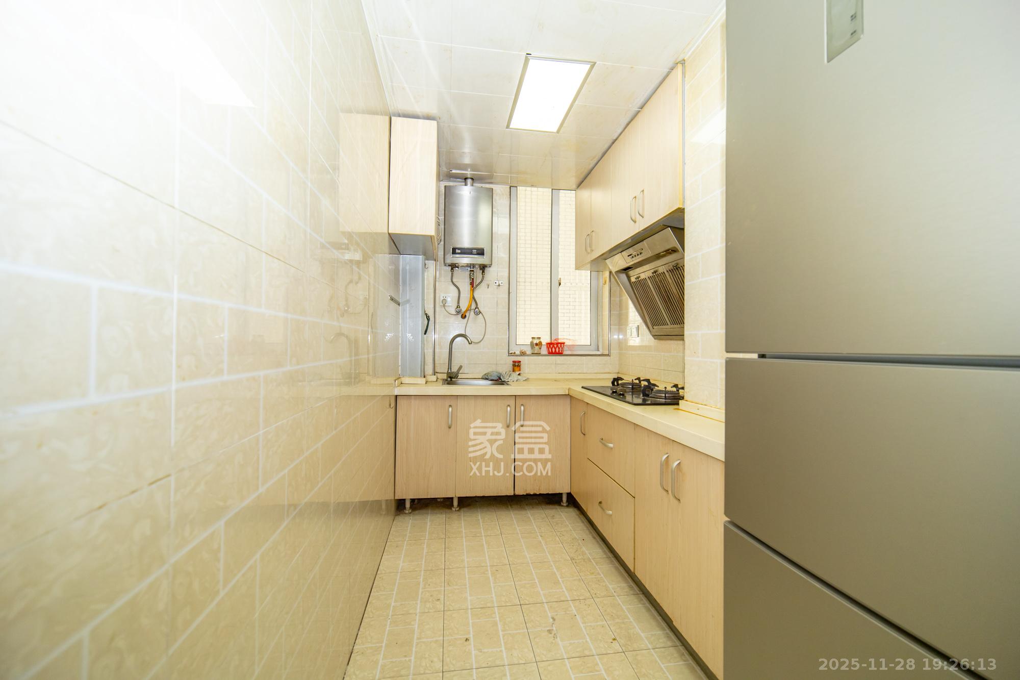 时代星城 2室2厅1卫 46.8万 时代星城 2室2厅1卫 46.8万厨房