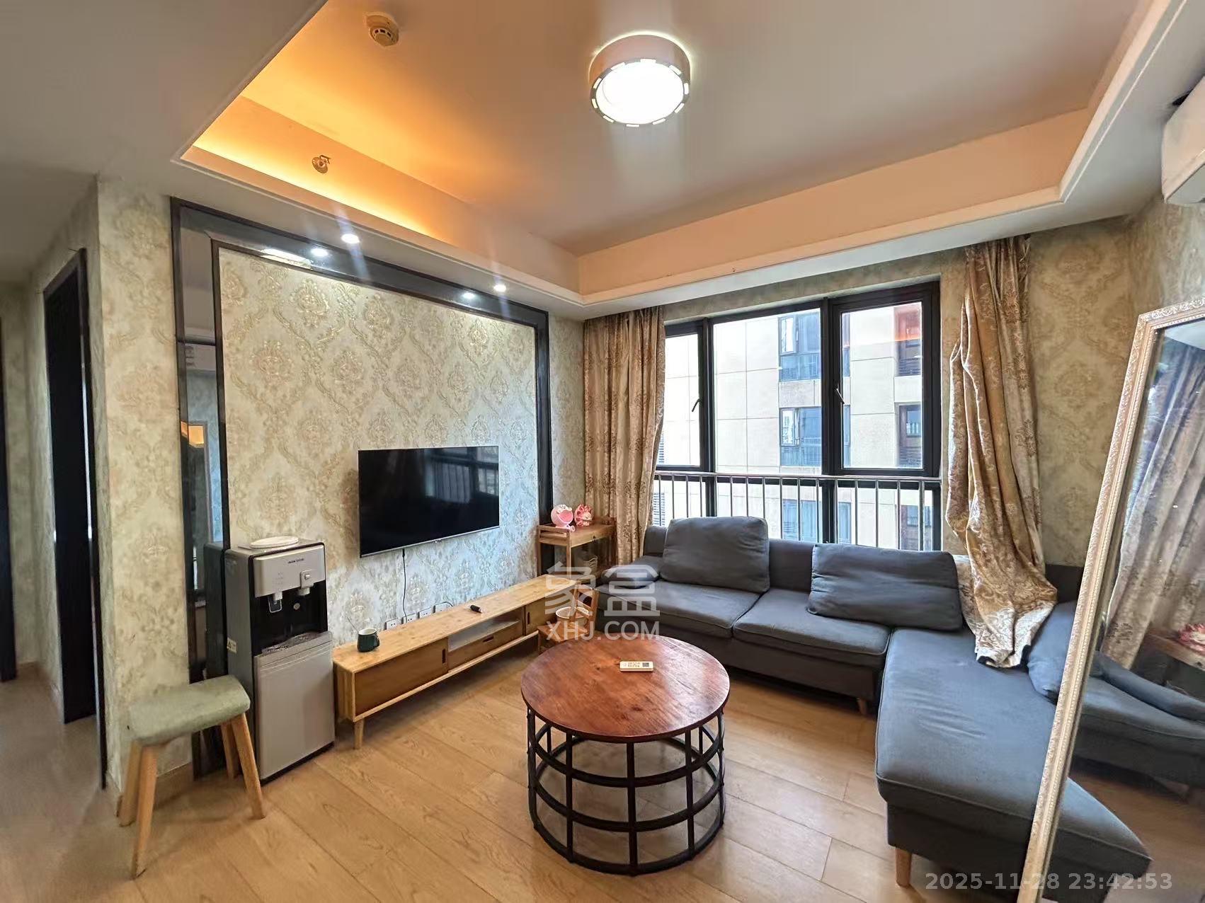 德思勤城市广场(宝格丽公寓) 1室1厅1卫 3200.0元/月 德思勤城市广场(宝格丽公寓) 1室1厅1卫 3200.0元/月室内图