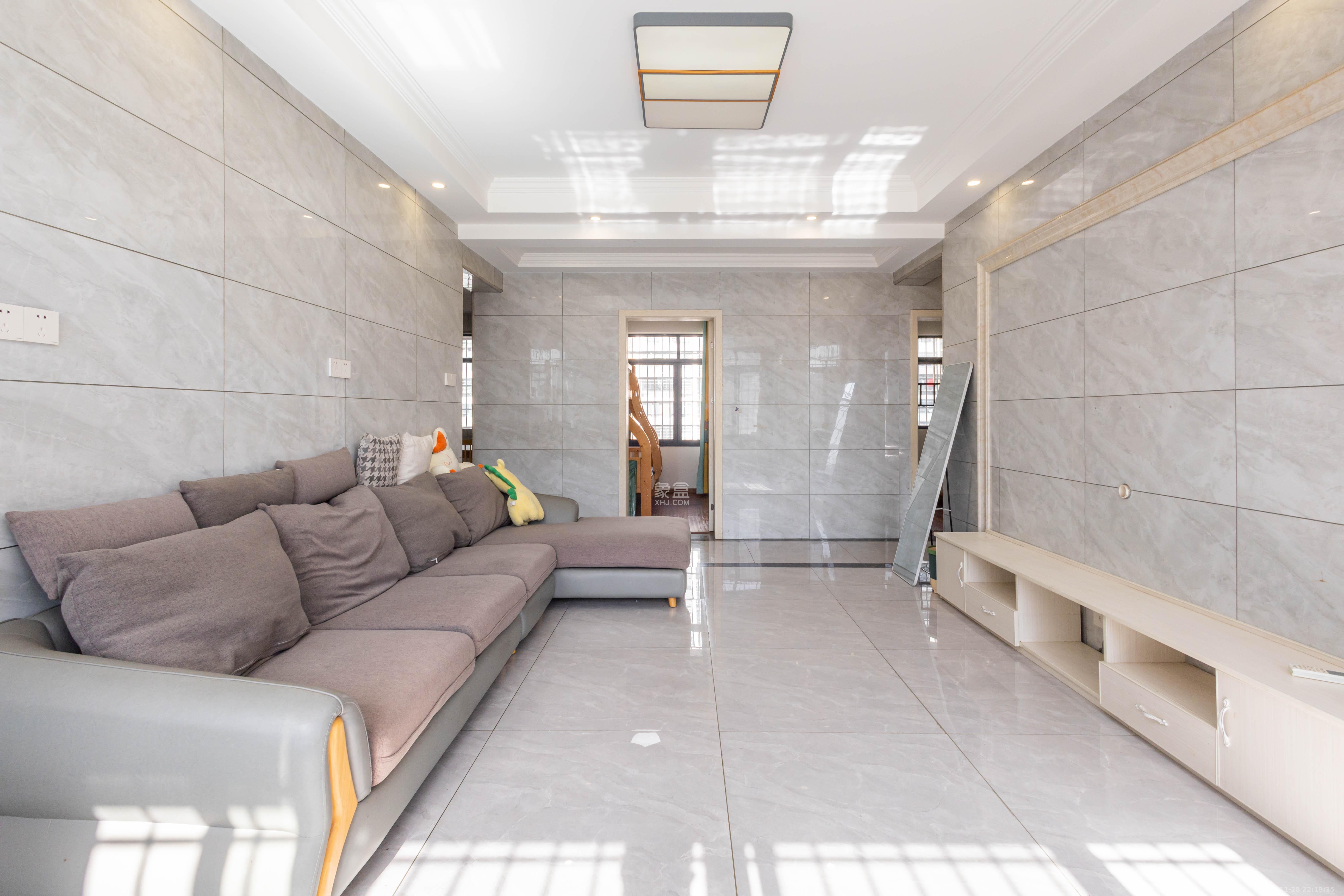 中国铁建国际城二期  3室2厅1卫    62.8万