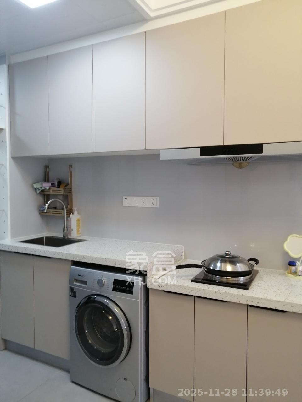 鄱阳汇金中心  1室0厅0卫    1600.0元/月室内图