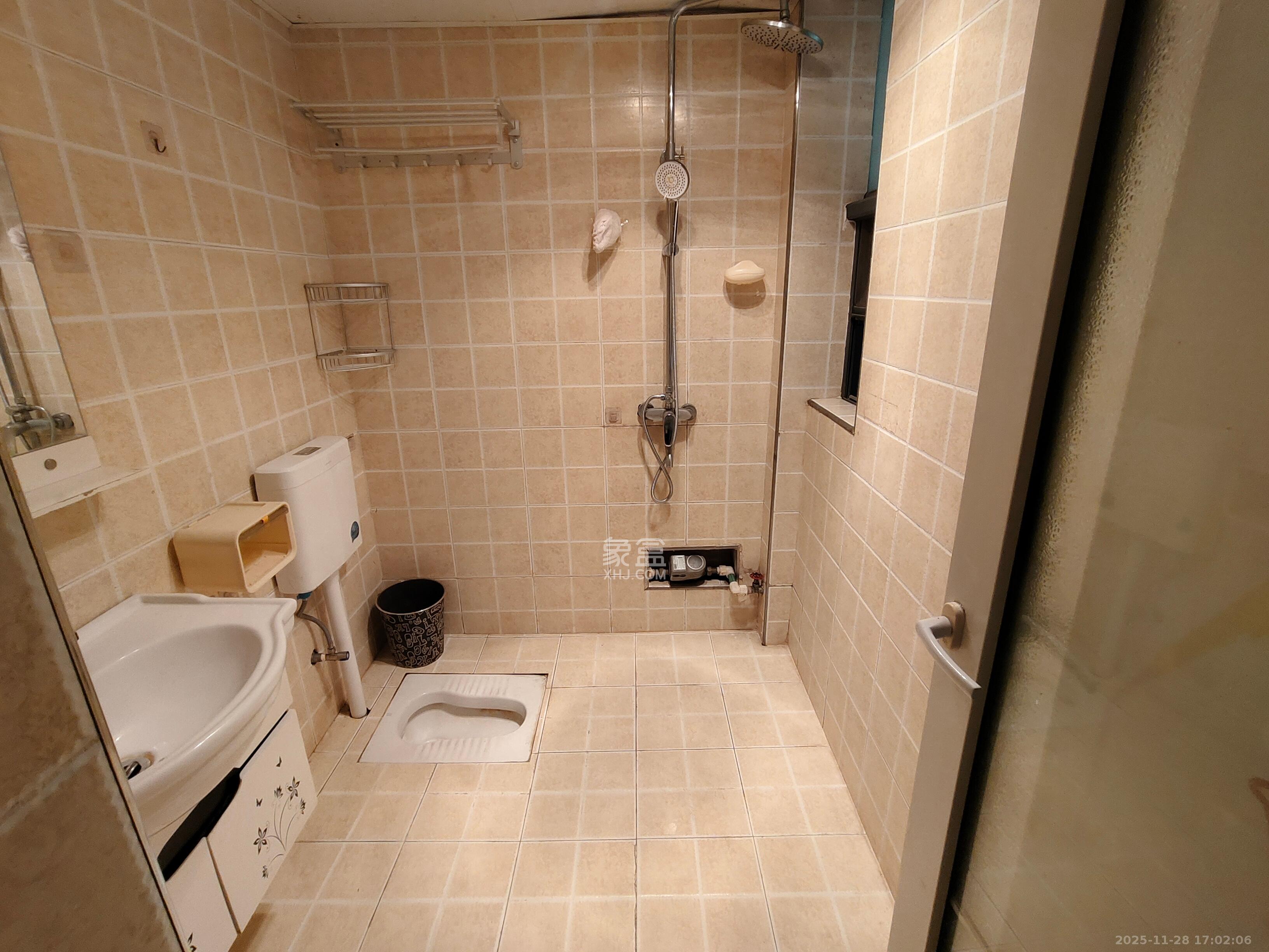 银港水晶城 2室2厅1卫 2000.0元/月 银港水晶城 2室2厅1卫 2000.0元/月室内图