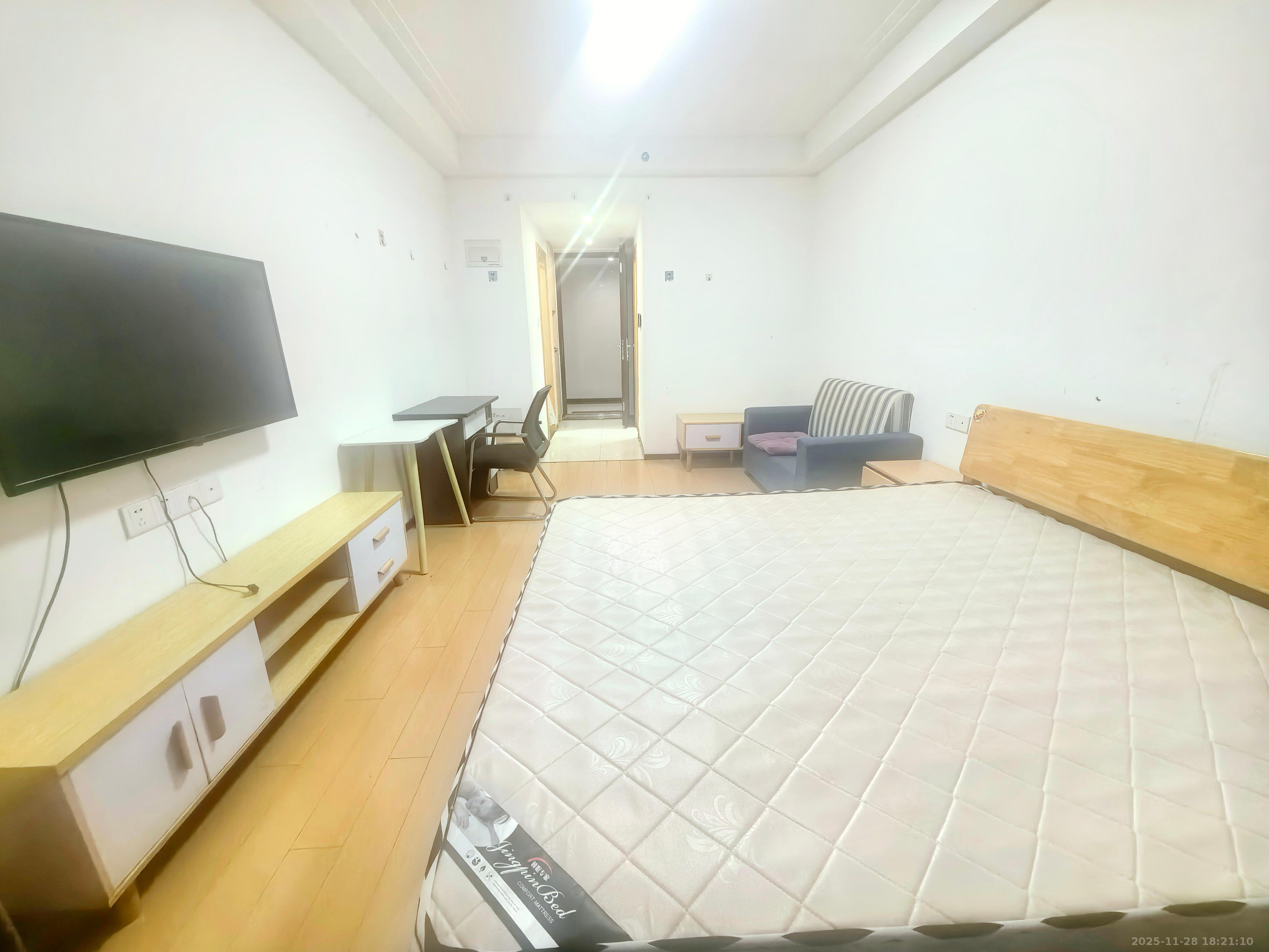 中海新城熙岸(中信新城五期) 1室1厅1卫 1000.0元/月 中海新城熙岸(中信新城五期) 1室1厅1卫 1000.0元/月室内图