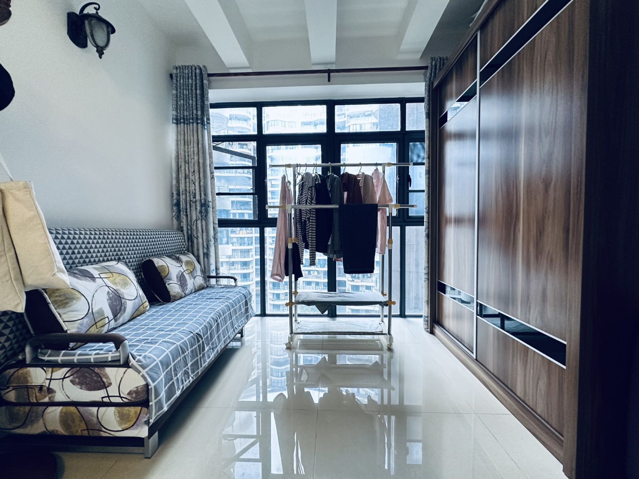 绿地海长流二期 2室2厅1卫 113.0万 绿地海长流二期 2室2厅1卫 113.0万室内图