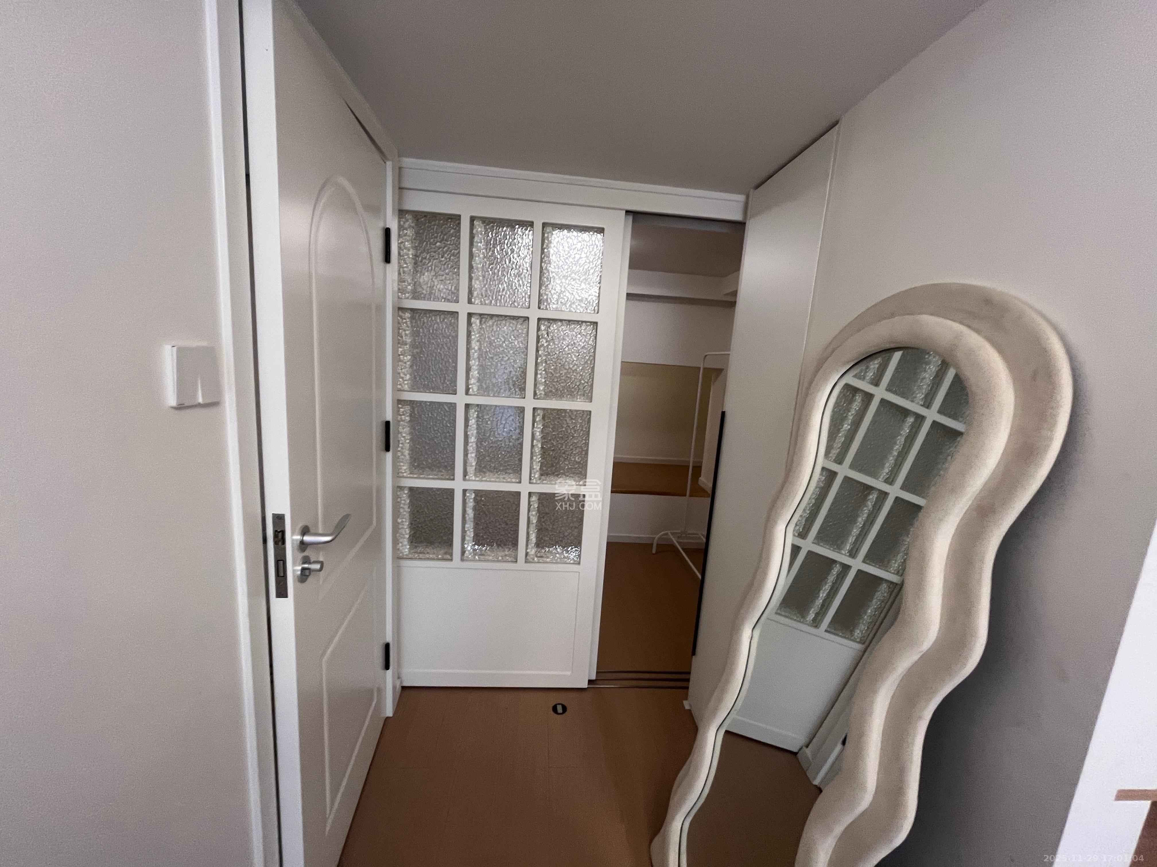 卓越江岸 2室1厅1卫 2600.0元/月 卓越江岸 2室1厅1卫 2600.0元/月室内图