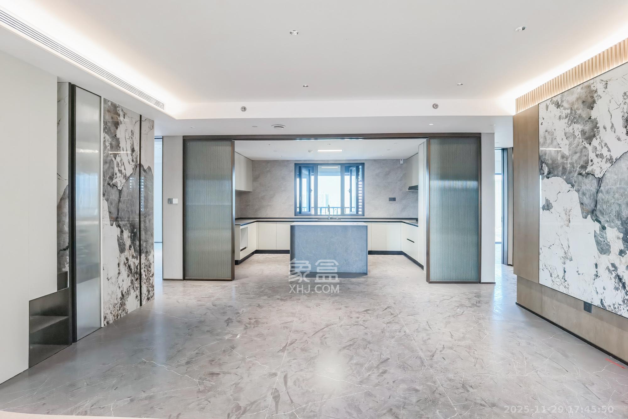 长沙悦府(华润万象城) 4室2厅3卫 540.0万 长沙悦府(华润万象城) 4室2厅3卫 540.0万其他