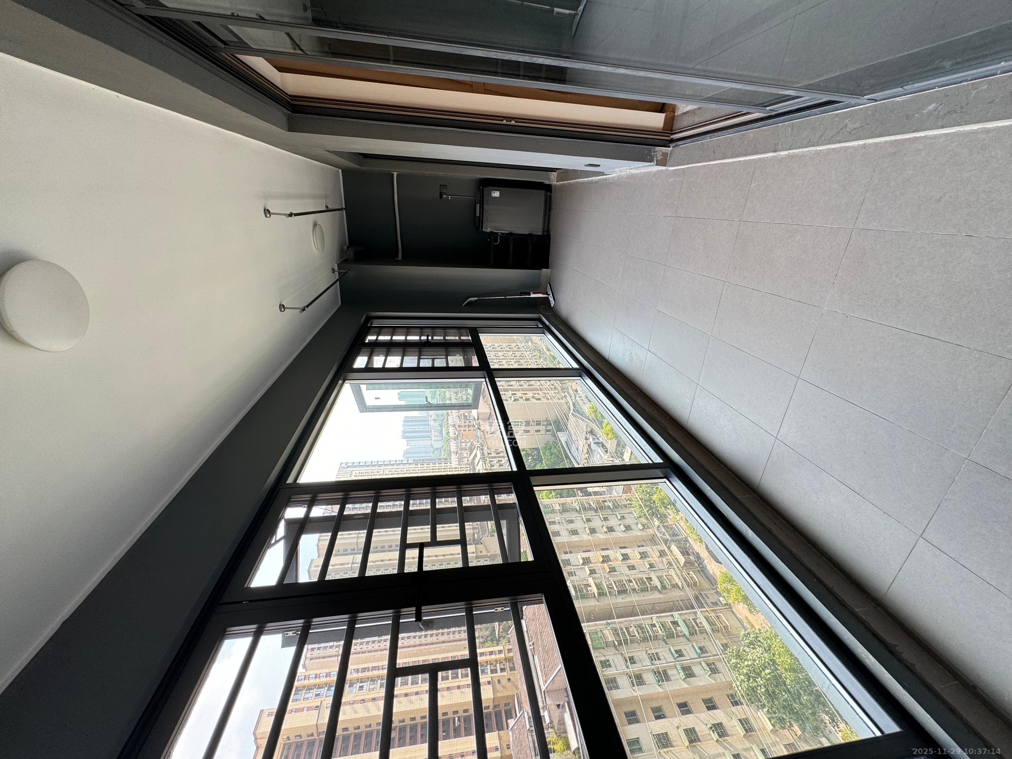 旭辉雨花郡 4室2厅2卫 4400.0元/月 旭辉雨花郡 4室2厅2卫 4400.0元/月室内图