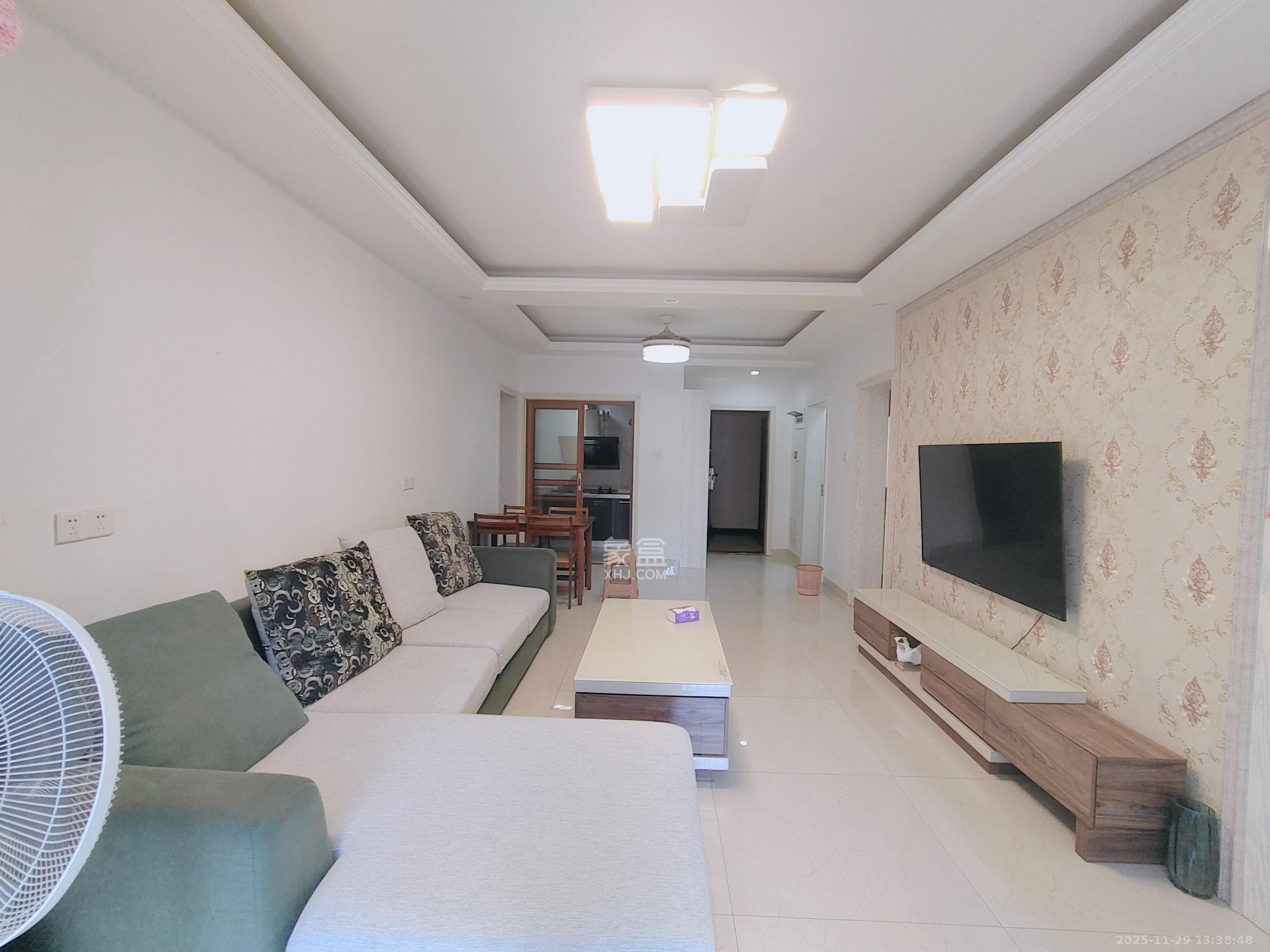 康桥长郡  3室2厅1卫    2000.0元/月室内图