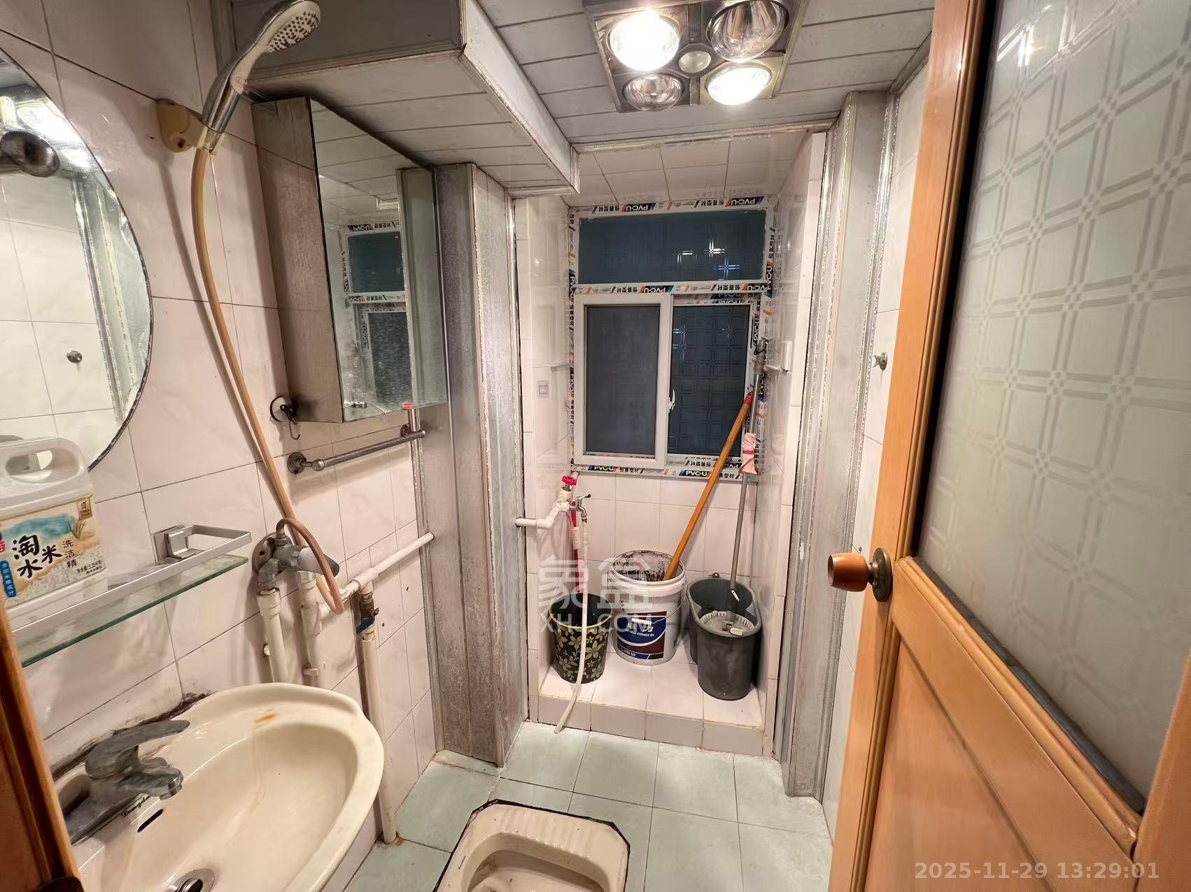 友园山庄 2室2厅1卫 1700.0元/月 友园山庄 2室2厅1卫 1700.0元/月室内图