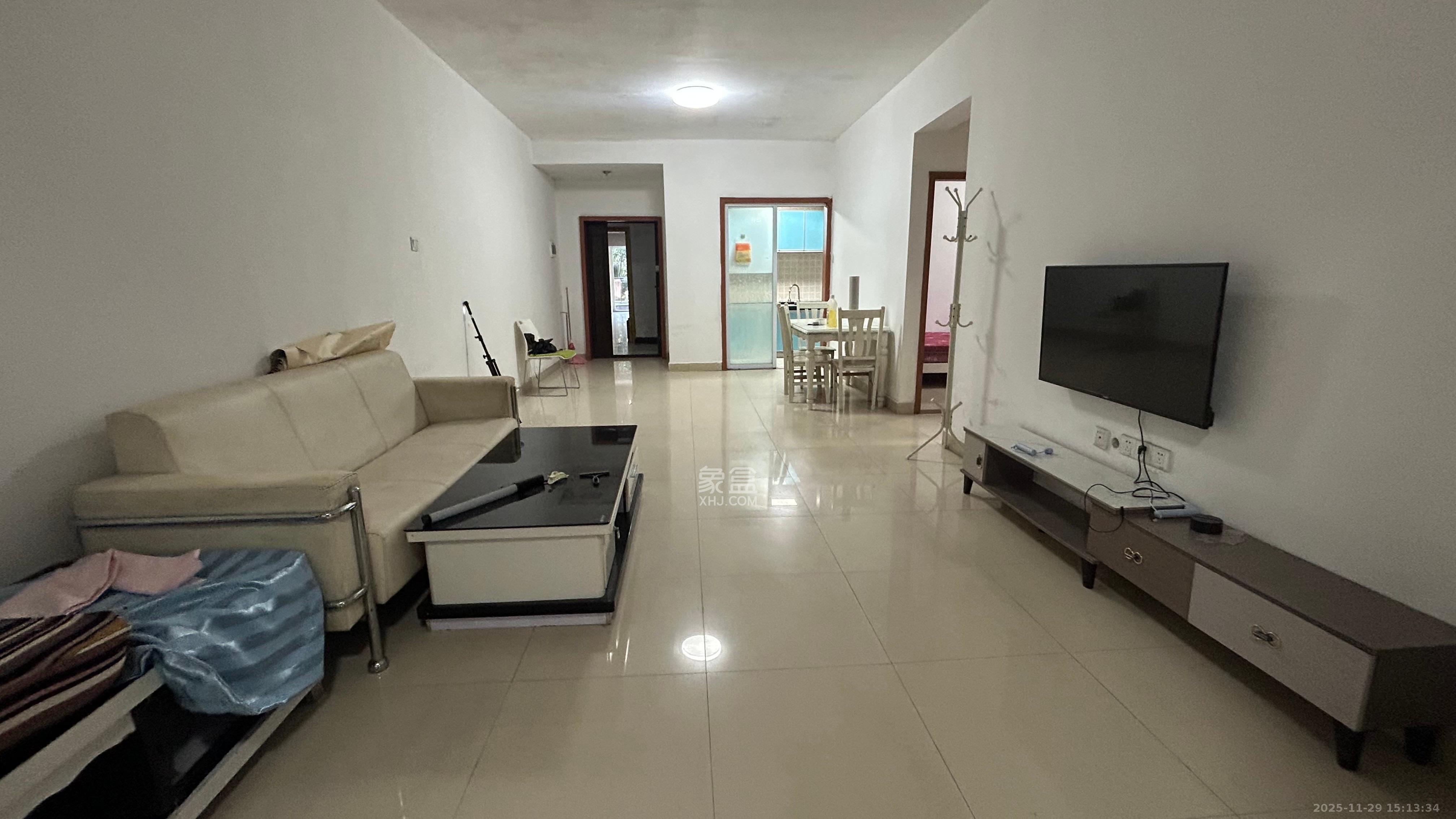 麓谷公馆(涉外国际公馆) 2室2厅1卫 1800.0元/月 麓谷公馆(涉外国际公馆) 2室2厅1卫 1800.0元/月室内图