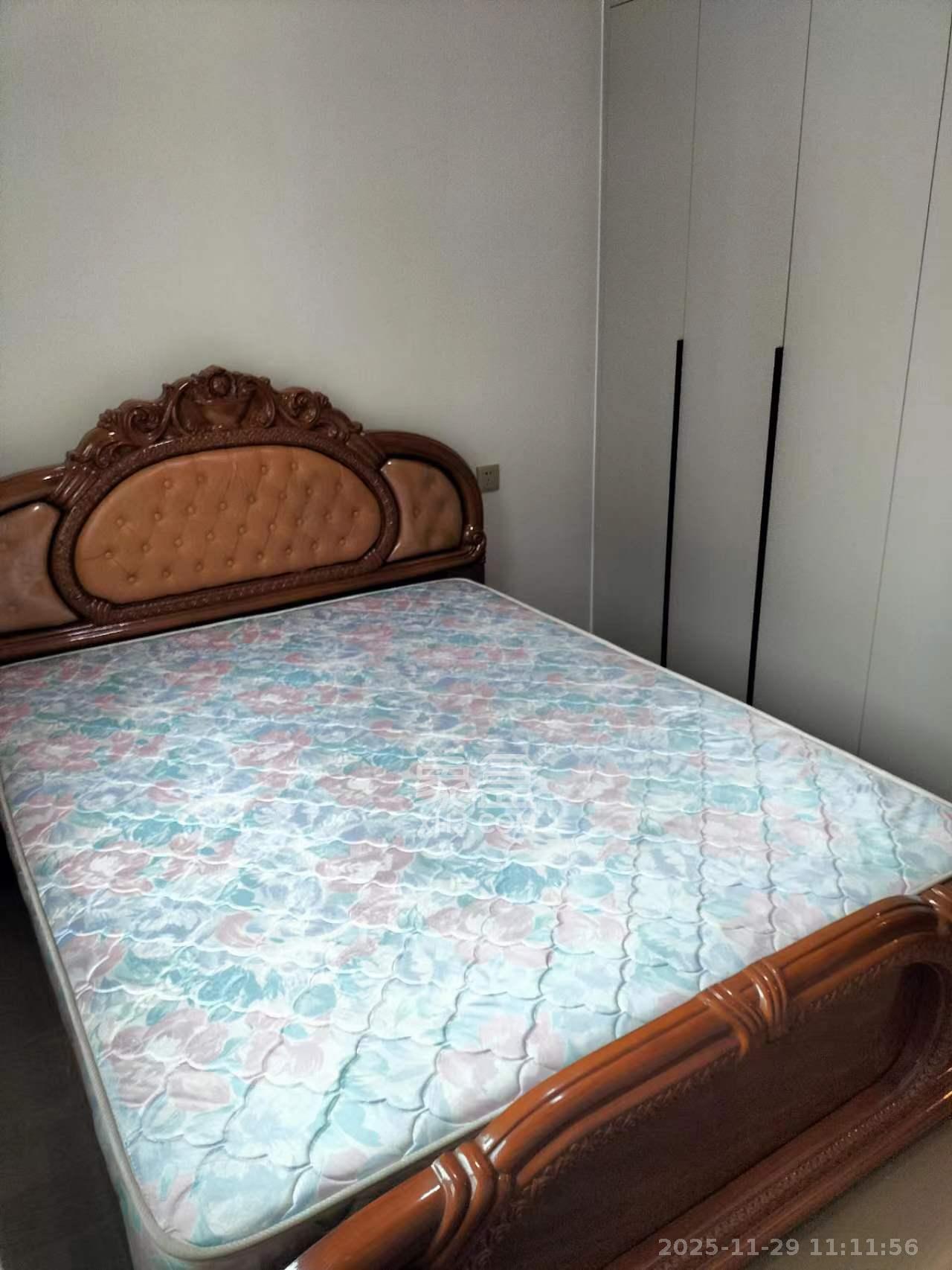 中海阅麓山一期 4室2厅2卫 3500.0元/月 中海阅麓山一期 4室2厅2卫 3500.0元/月室内图