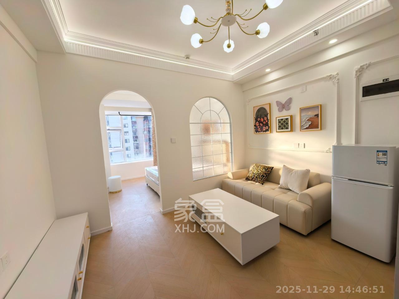 友兴家园  1室1厅1卫    2000.0元/月