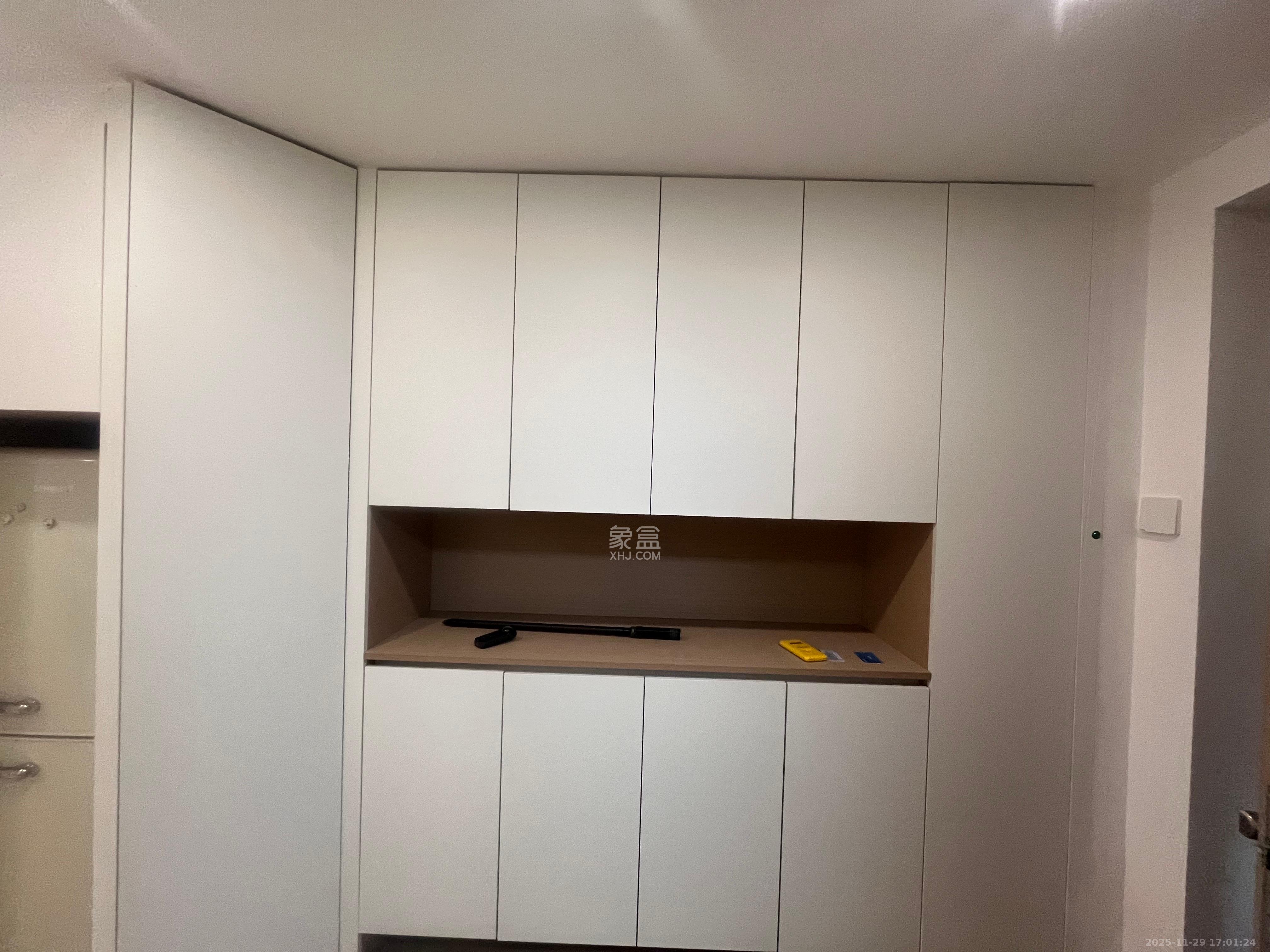 卓越江岸  2室1厅1卫    2600.0元/月室内图