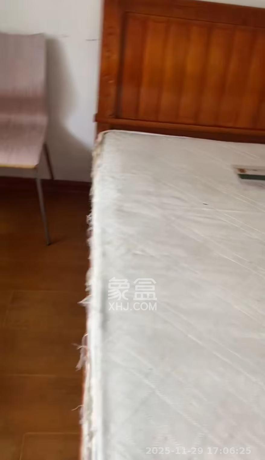 公交金盆小区  2室1厅1卫    1200.0元/月