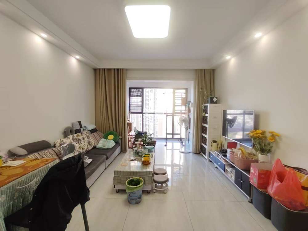 奥园广场  3室2厅1卫    63.8万