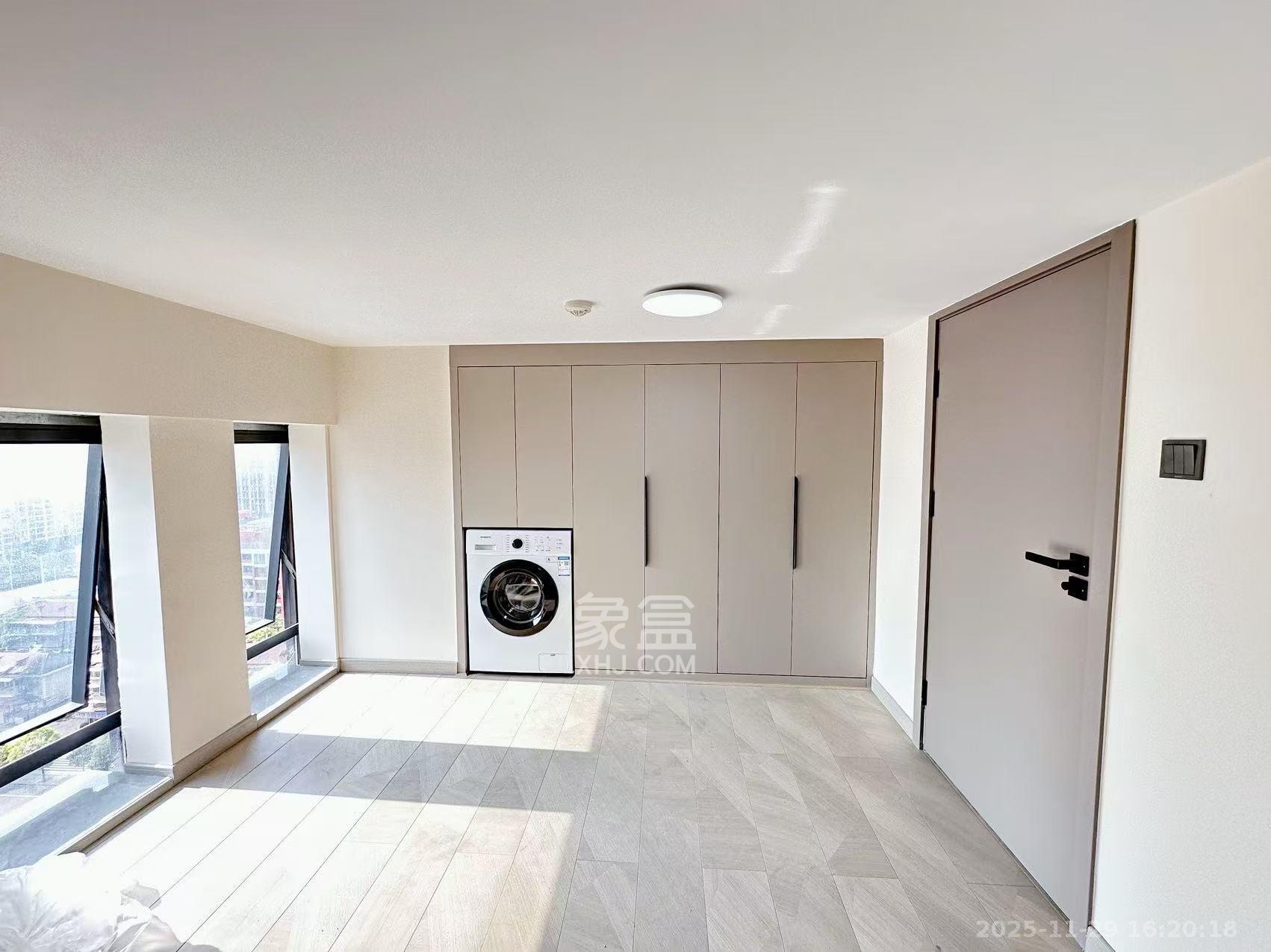 龙湖铂金岛 2室2厅1卫 3000.0元/月 龙湖铂金岛 2室2厅1卫 3000.0元/月室内图