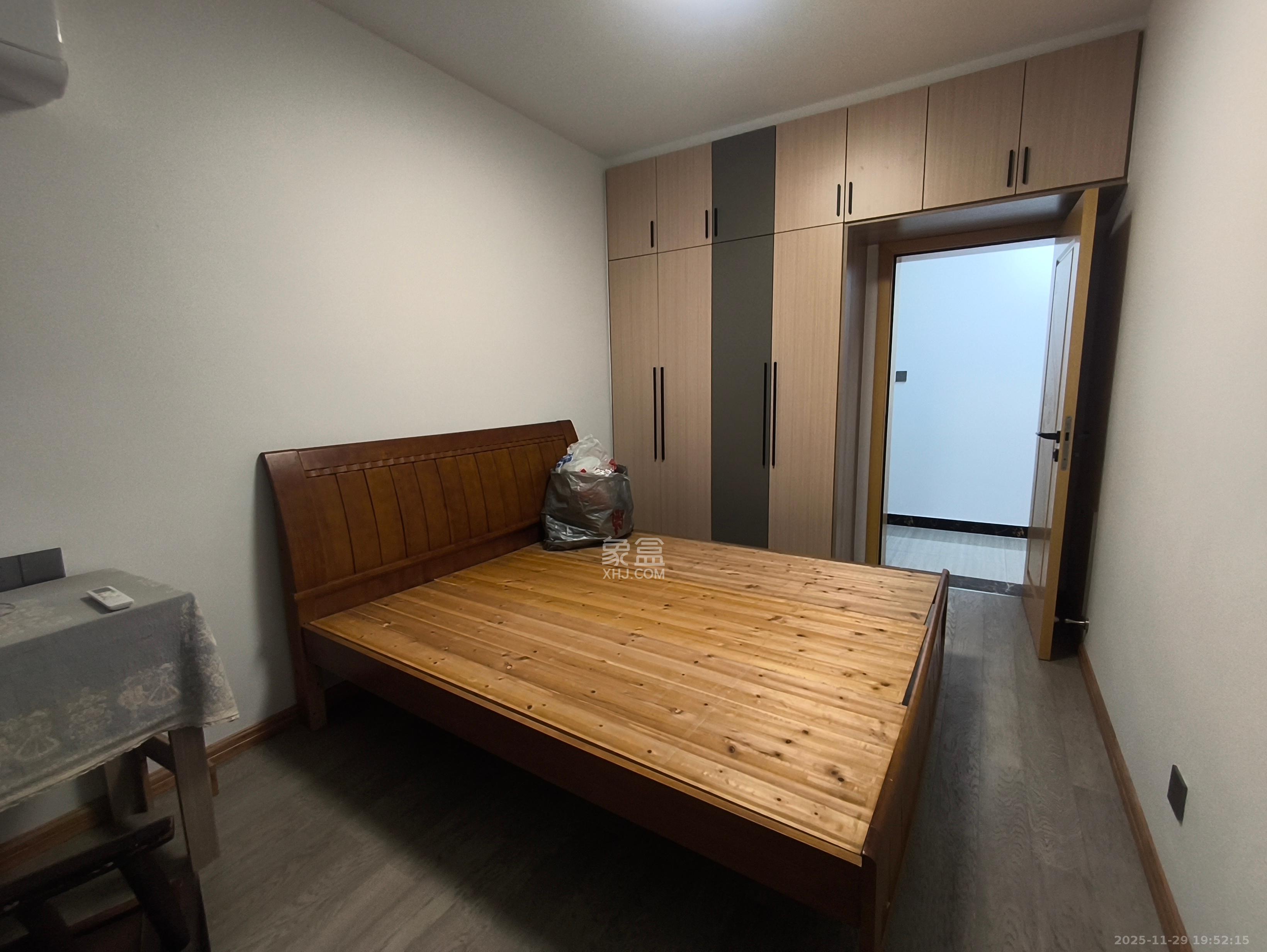 锦绣家园 4室2厅2卫 4000.0元/月 锦绣家园 4室2厅2卫 4000.0元/月室内图