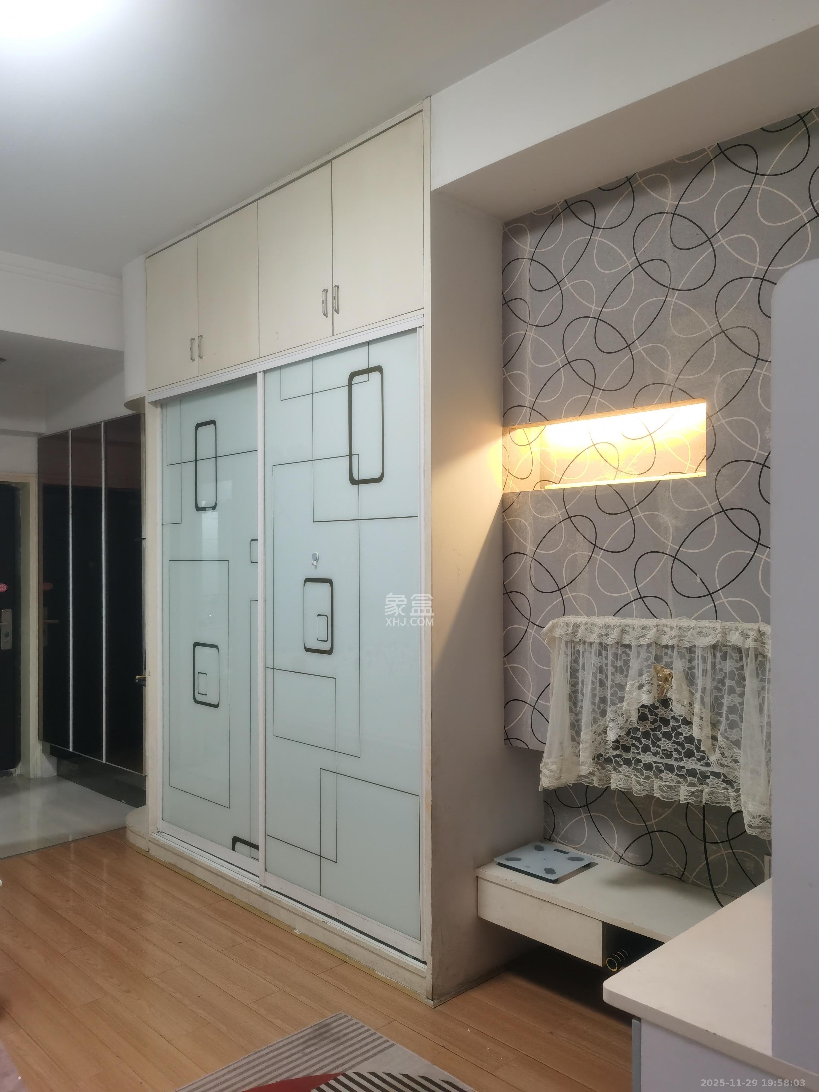 博林金谷  1室1厅1卫    1600.0元/月室内图