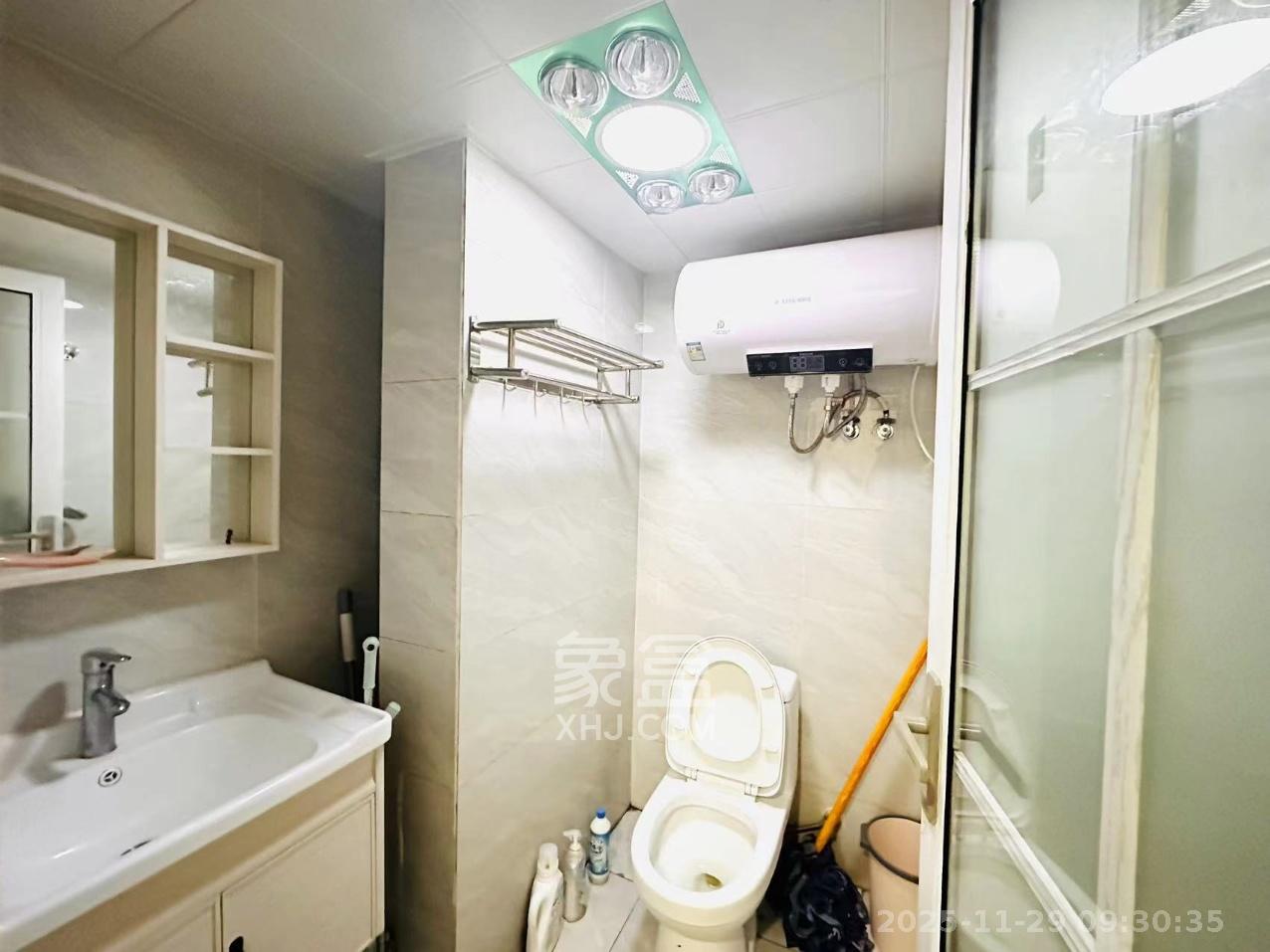 裕天国际商汇中心 1室1厅1卫 1250.0元/月 裕天国际商汇中心 1室1厅1卫 1250.0元/月室内图