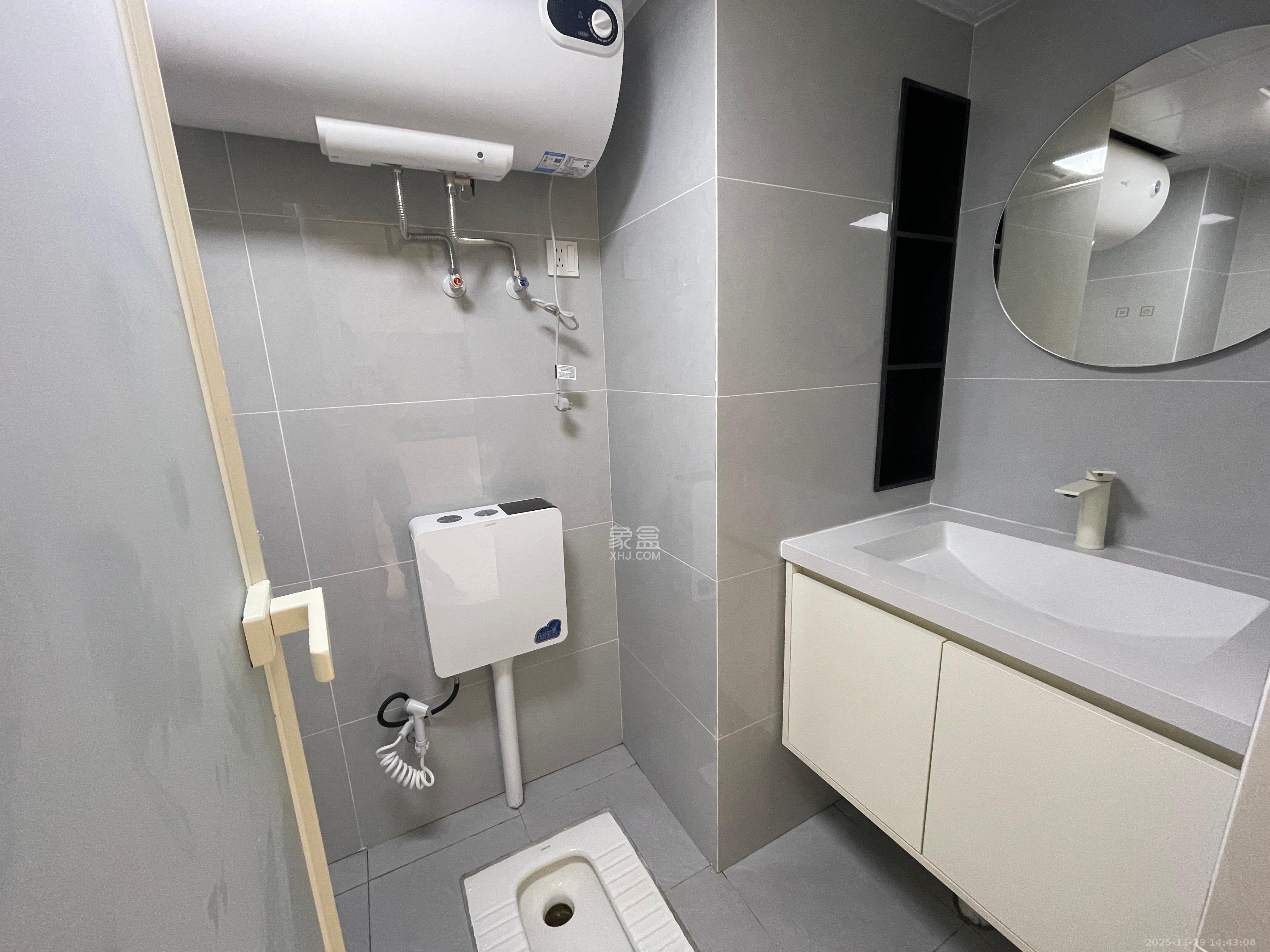 力高凤凰新天 2室1厅1卫 2000.0元/月 力高凤凰新天 2室1厅1卫 2000.0元/月室内图