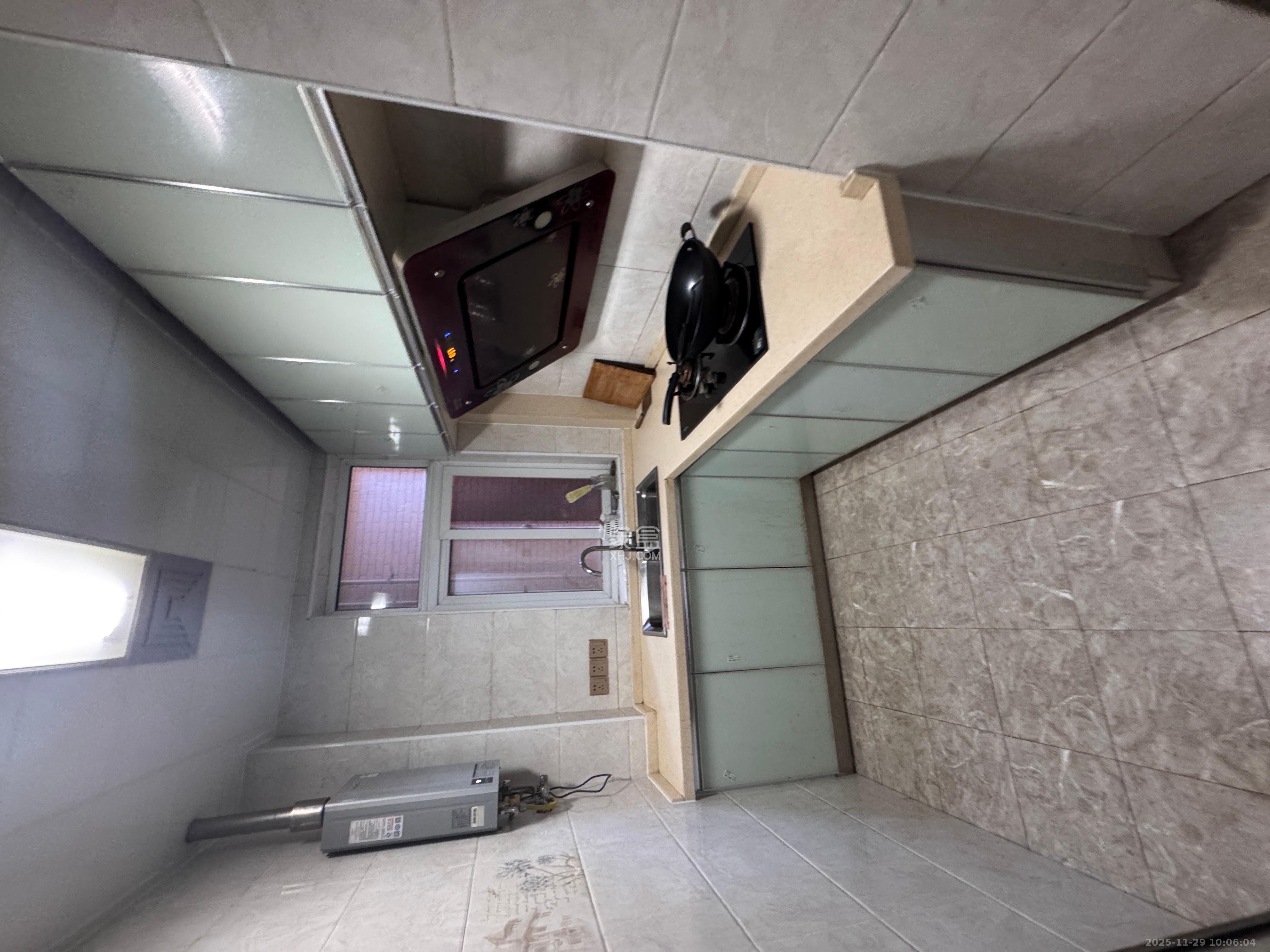 楚天世纪城西苑 3室2厅2卫 2100.0元/月 楚天世纪城西苑 3室2厅2卫 2100.0元/月室内图