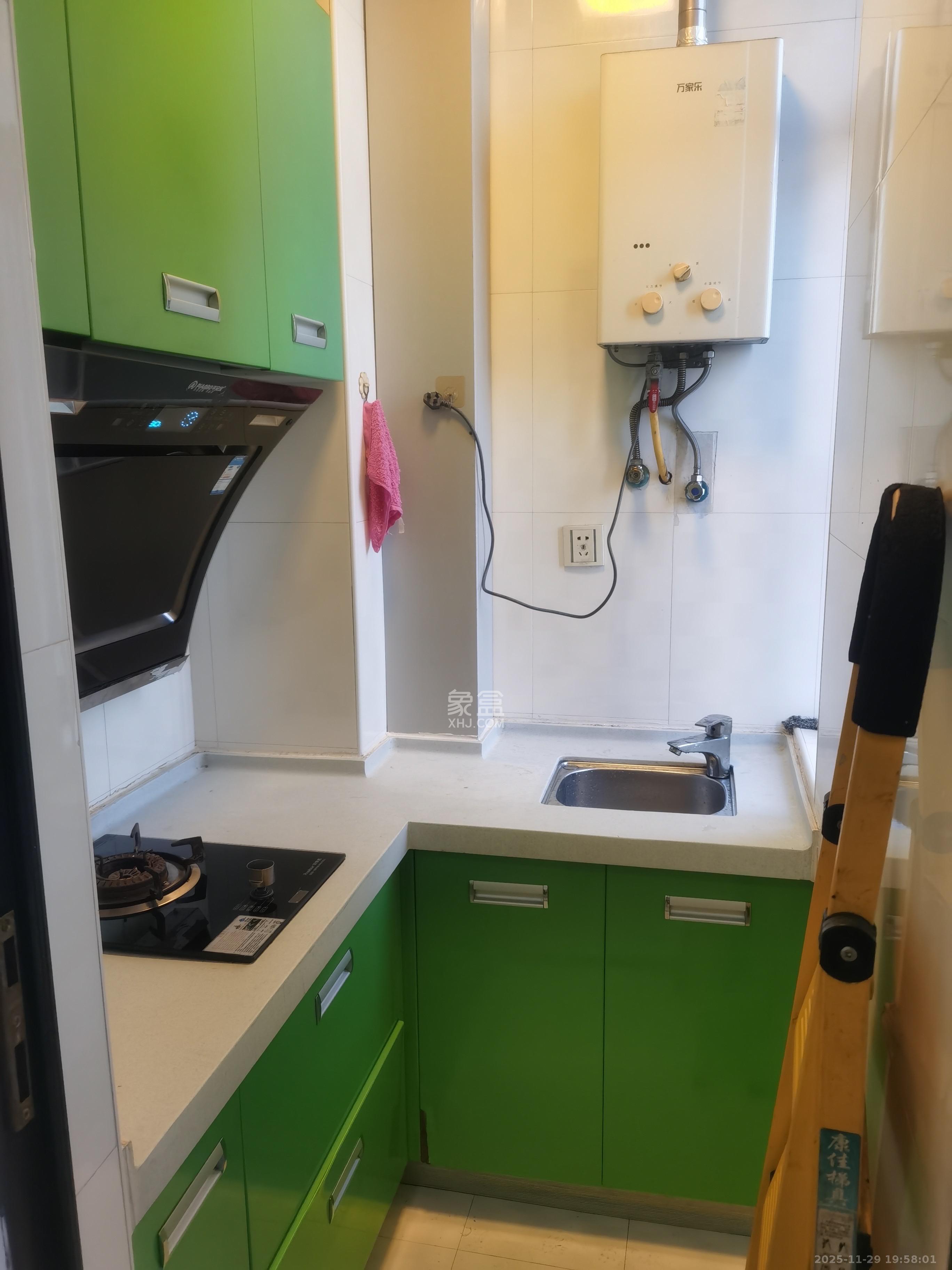 博林金谷  1室1厅1卫    1600.0元/月室内图