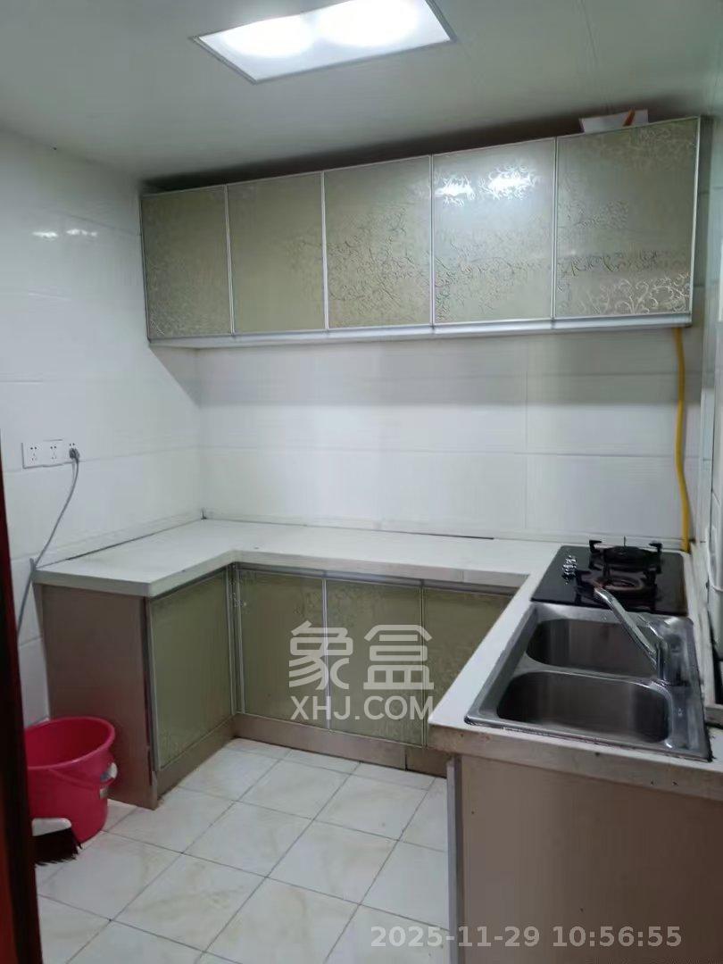 长沙卷烟厂高层小区  3室2厅1卫    2400.0元/月室内图