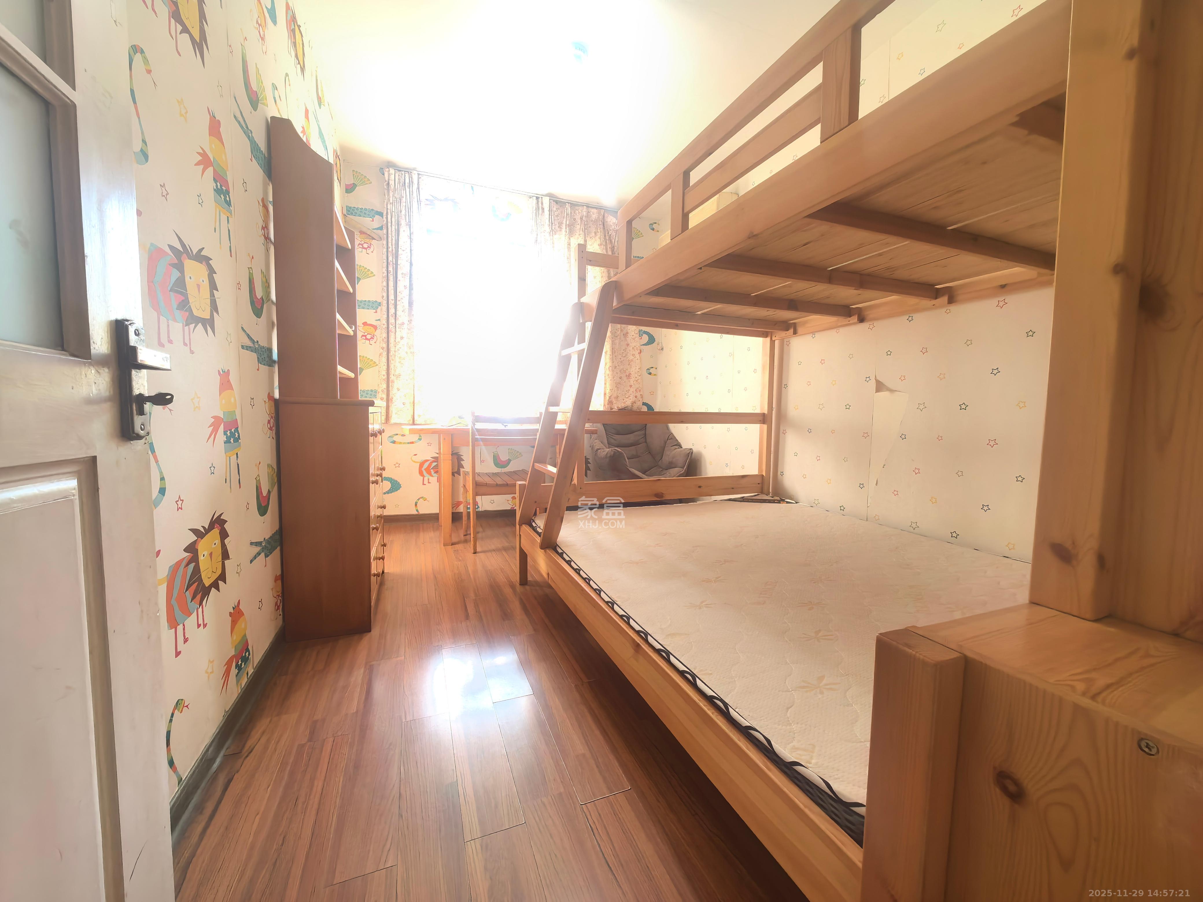 省水院宿舍  1室2厅1卫    2000.0元/月室内图