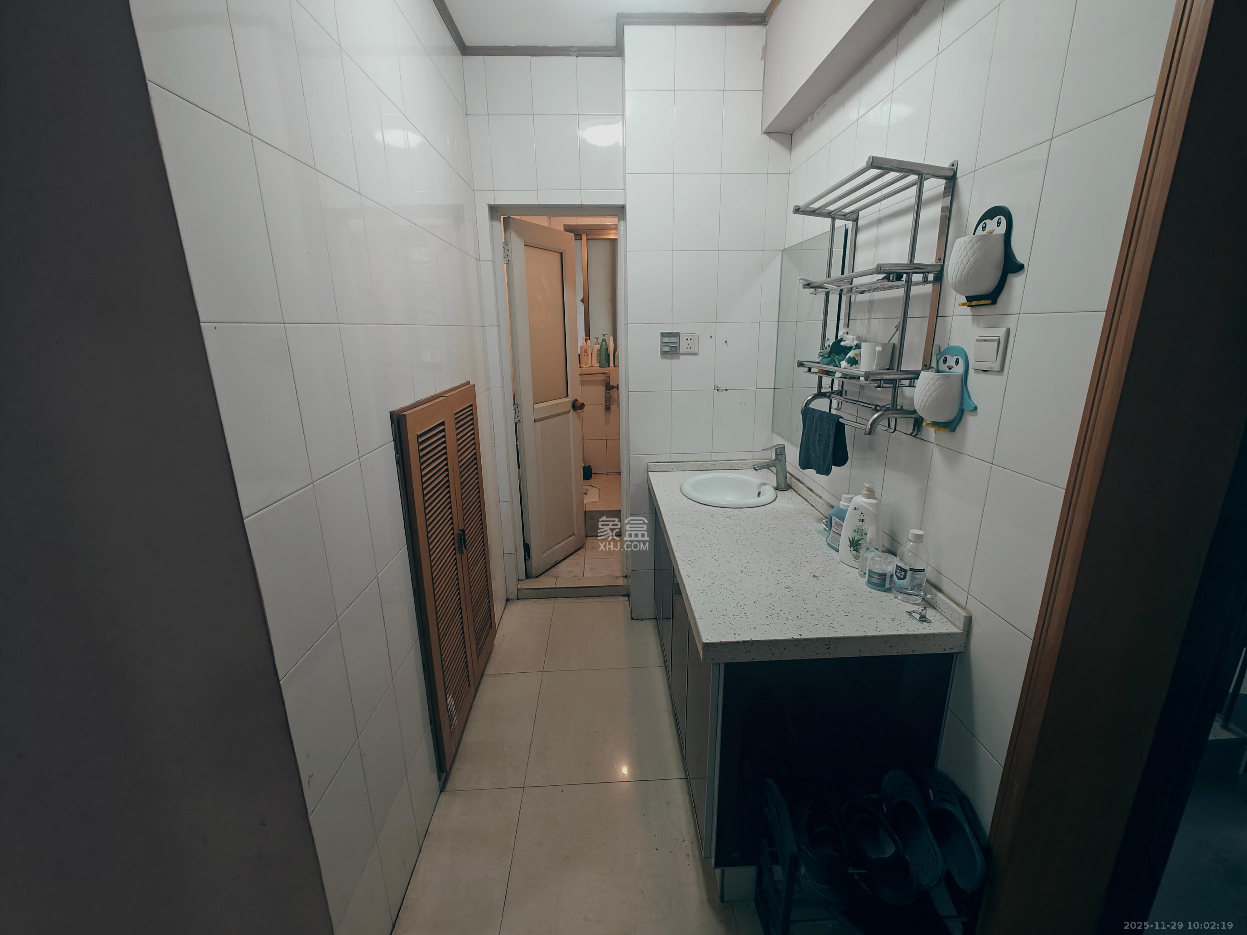 英才园三片 3室2厅1卫 2300.0元/月 英才园三片 3室2厅1卫 2300.0元/月室内图