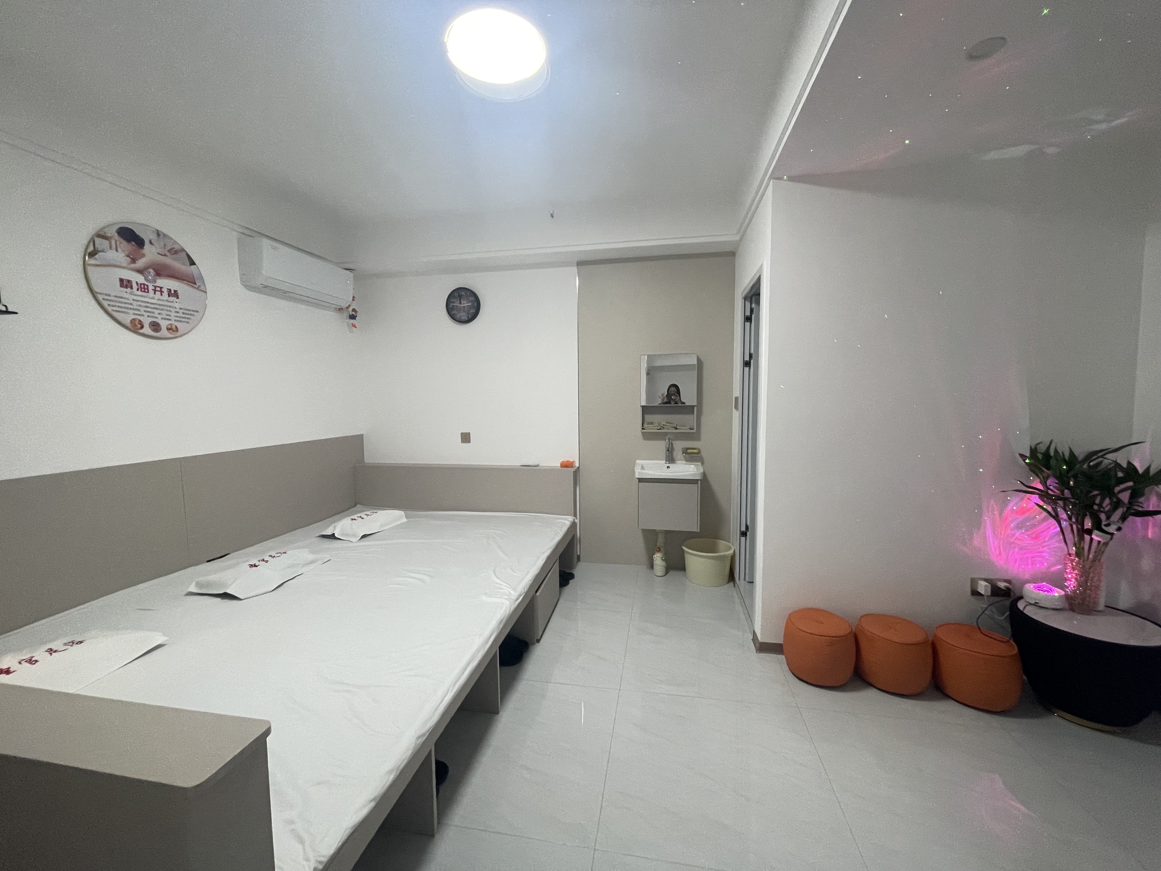 绿地领海广场   90.0㎡      10000.0元/月室内图