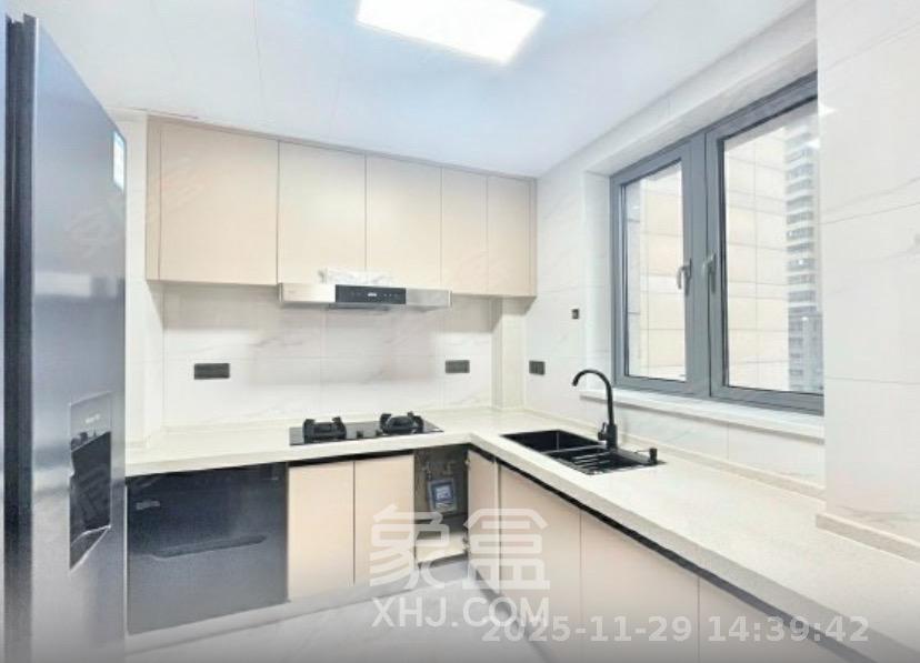 保利国际广场  1室2厅1卫    7000.0元/月室内图