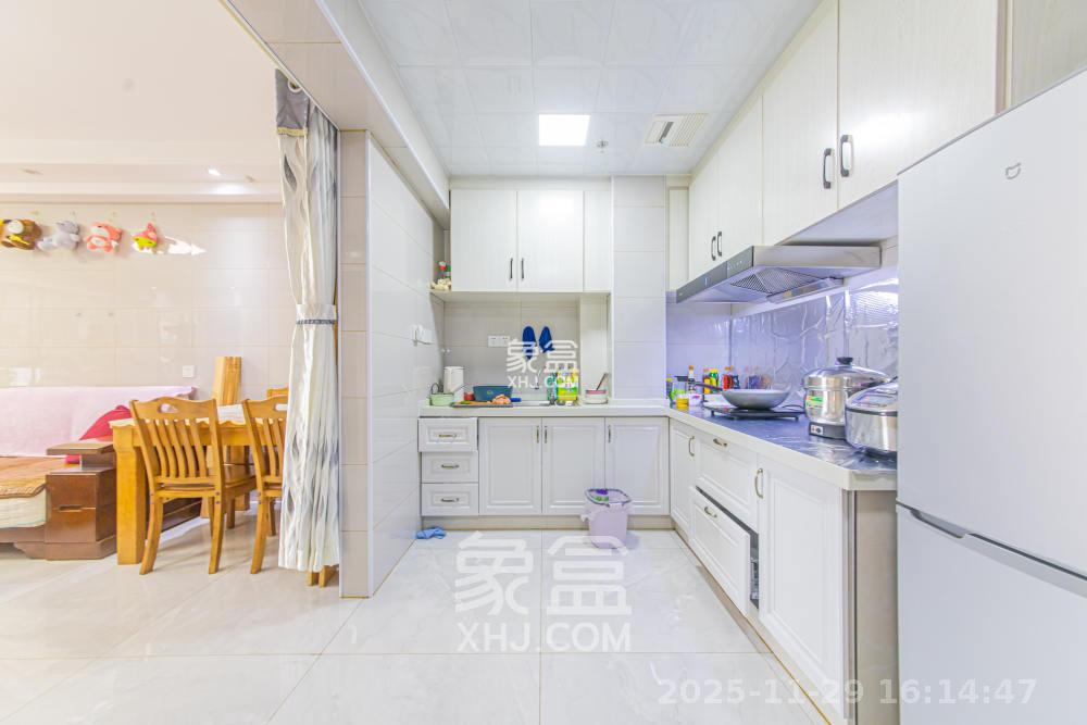 鑫远悦城（鑫远悦时代）  2室1厅1卫    1900.0元/月室内图