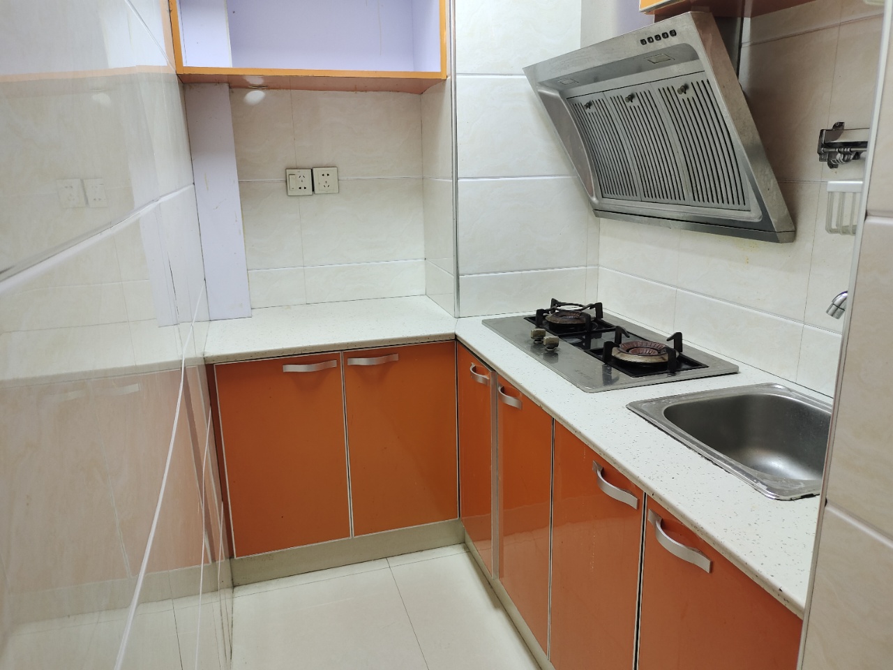 大同芙蓉  1室1厅1卫    26.8万厨房