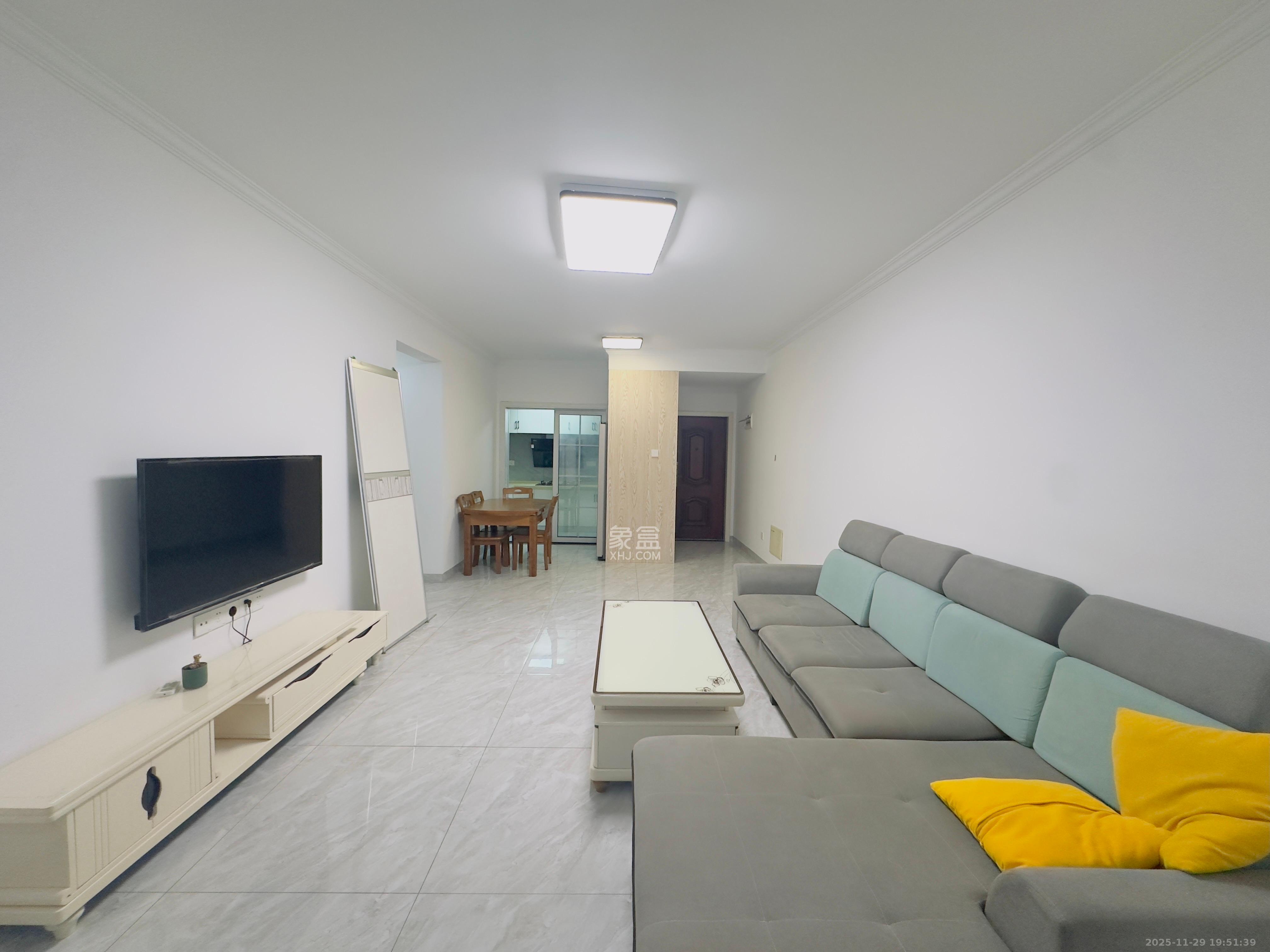 丰禧园 2室2厅1卫 2400.0元/月 丰禧园 2室2厅1卫 2400.0元/月室内图