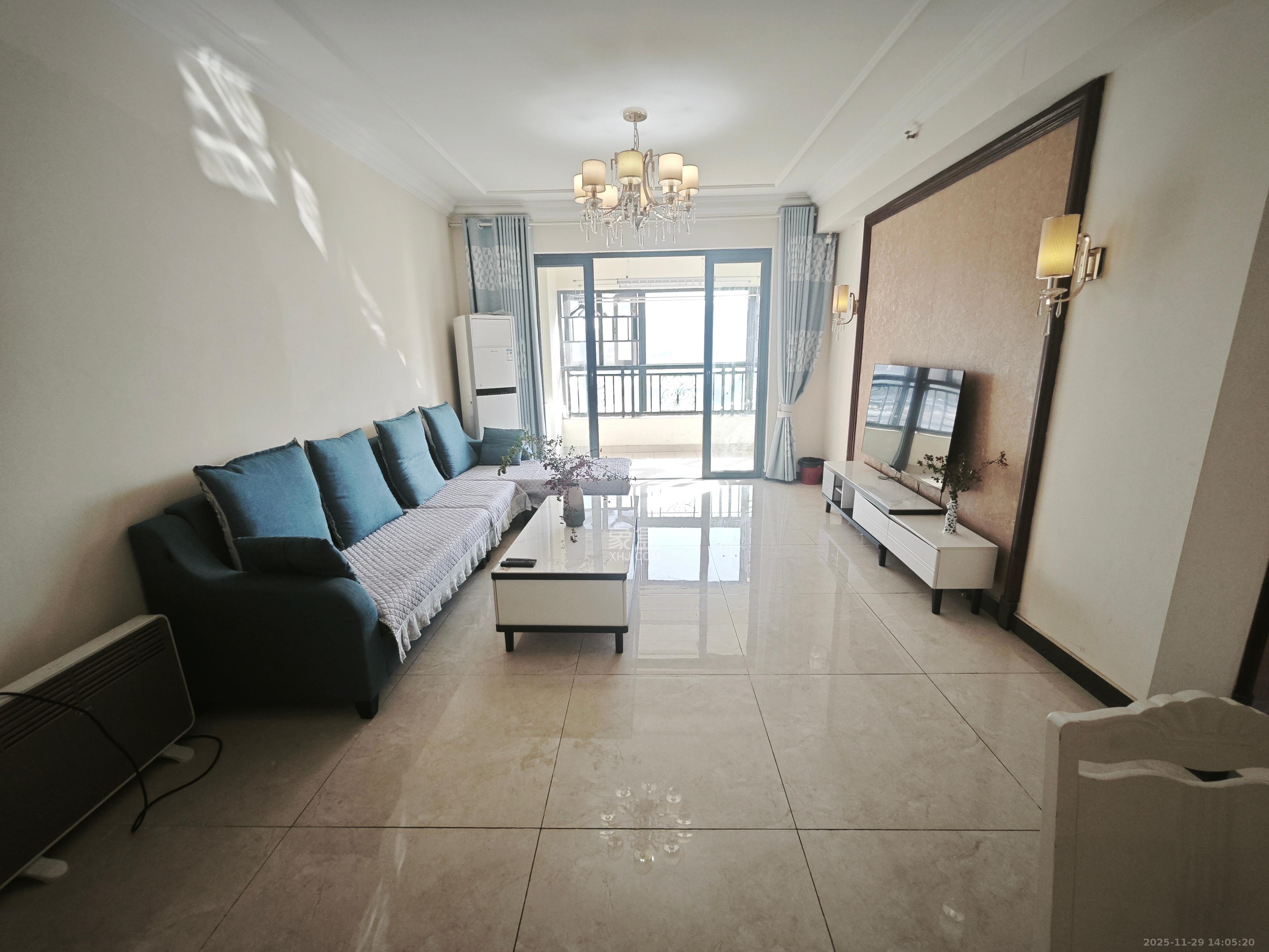 恒大御景半岛锦绣苑  3室2厅2卫    2800.0元/月