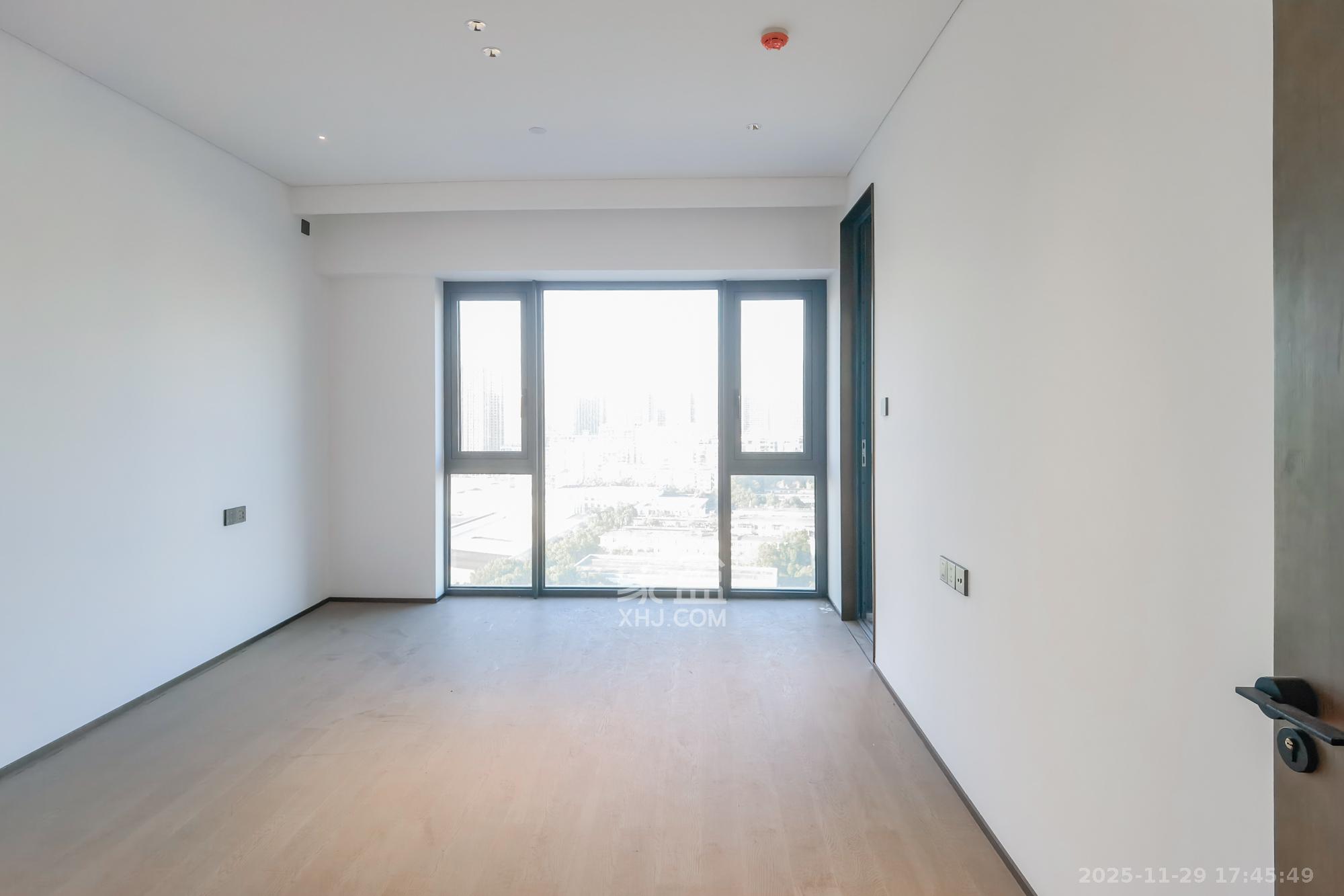 长沙悦府(华润万象城) 4室2厅3卫 540.0万 长沙悦府(华润万象城) 4室2厅3卫 540.0万卧室