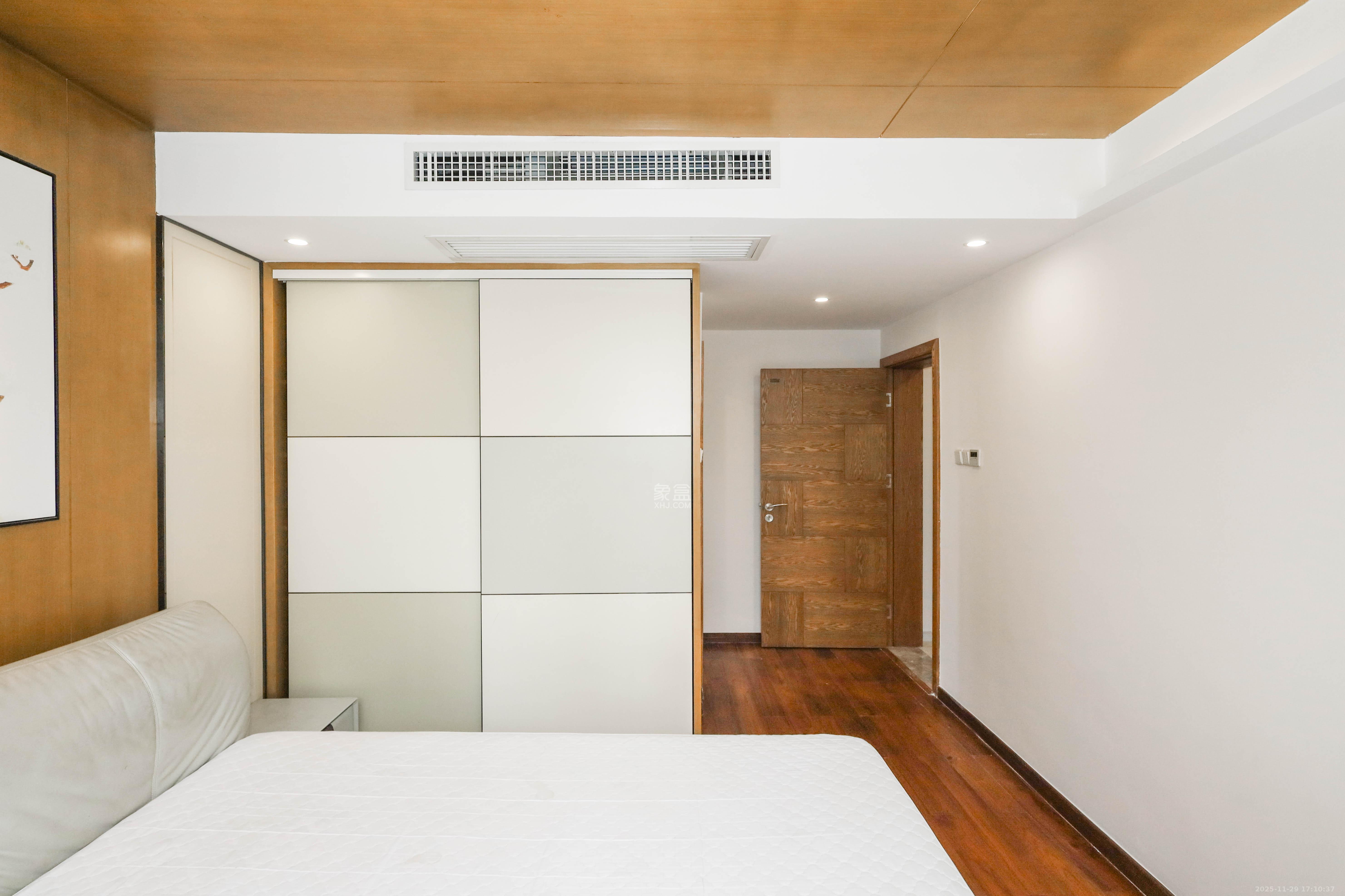 和泓梅溪四季 3室2厅2卫 135.0万 和泓梅溪四季 3室2厅2卫 135.0万卧室