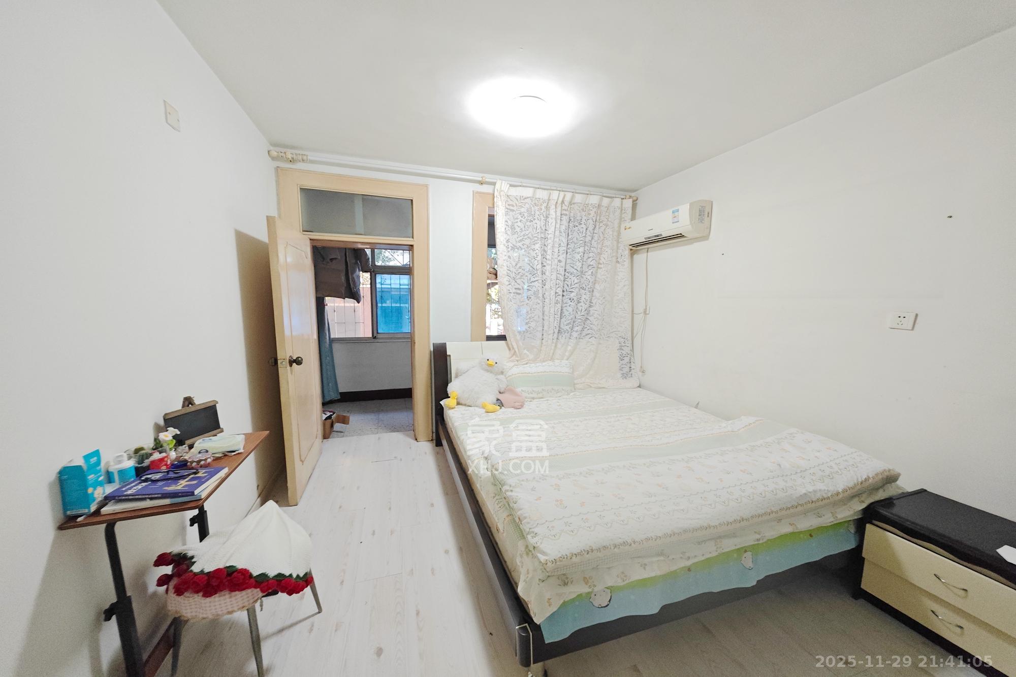 长钢三角洲  2室2厅1卫    45.0万卧室