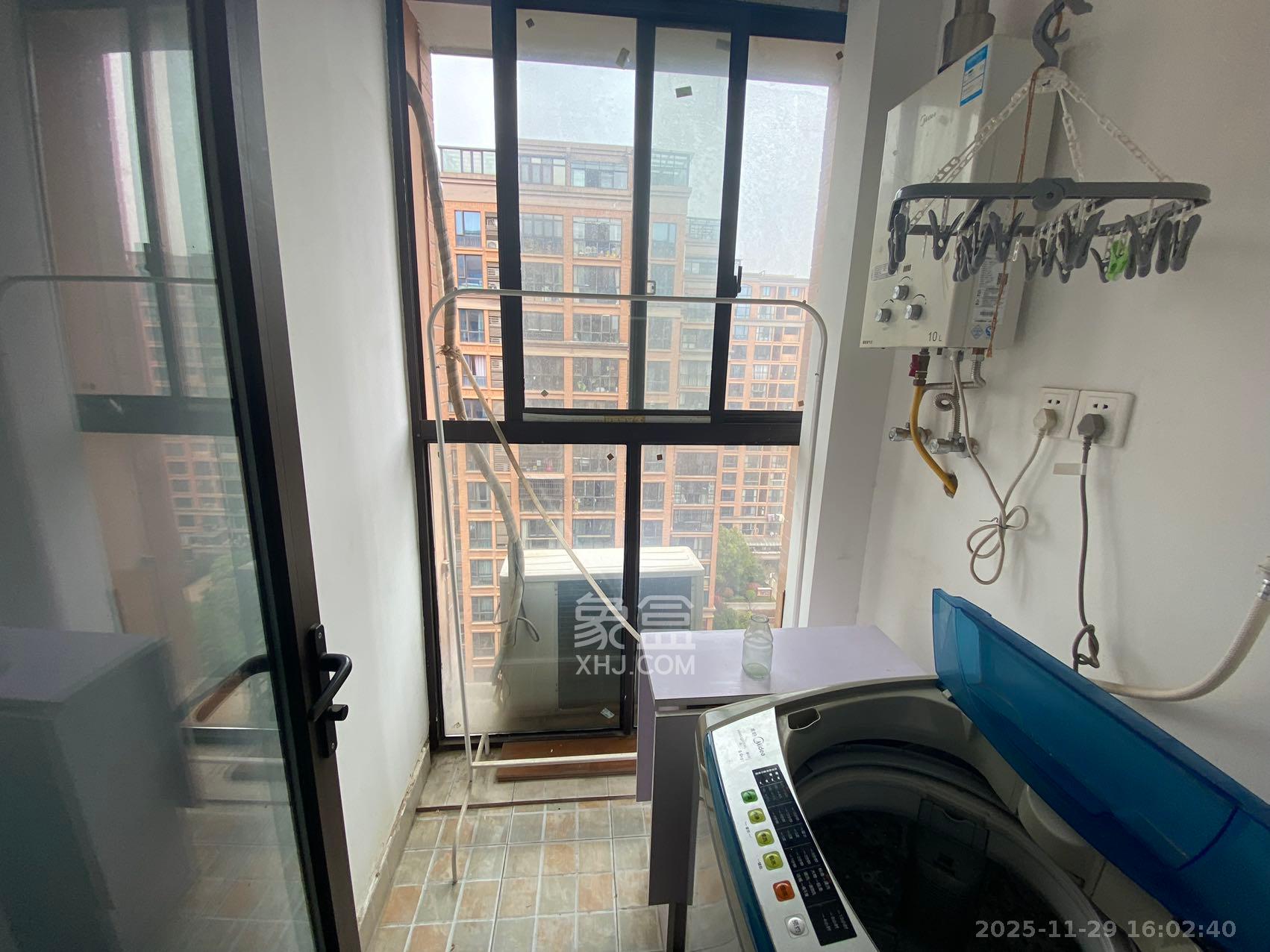 鑫远和城(一、二期) 1室1厅1卫 1400.0元/月 鑫远和城(一、二期) 1室1厅1卫 1400.0元/月室内图