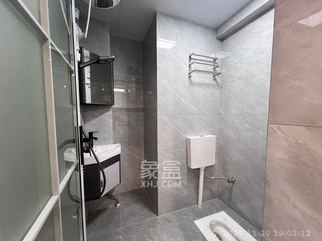 鄱阳汇金中心 1室0厅0卫 1800.0元/月 鄱阳汇金中心 1室0厅0卫 1800.0元/月室内图