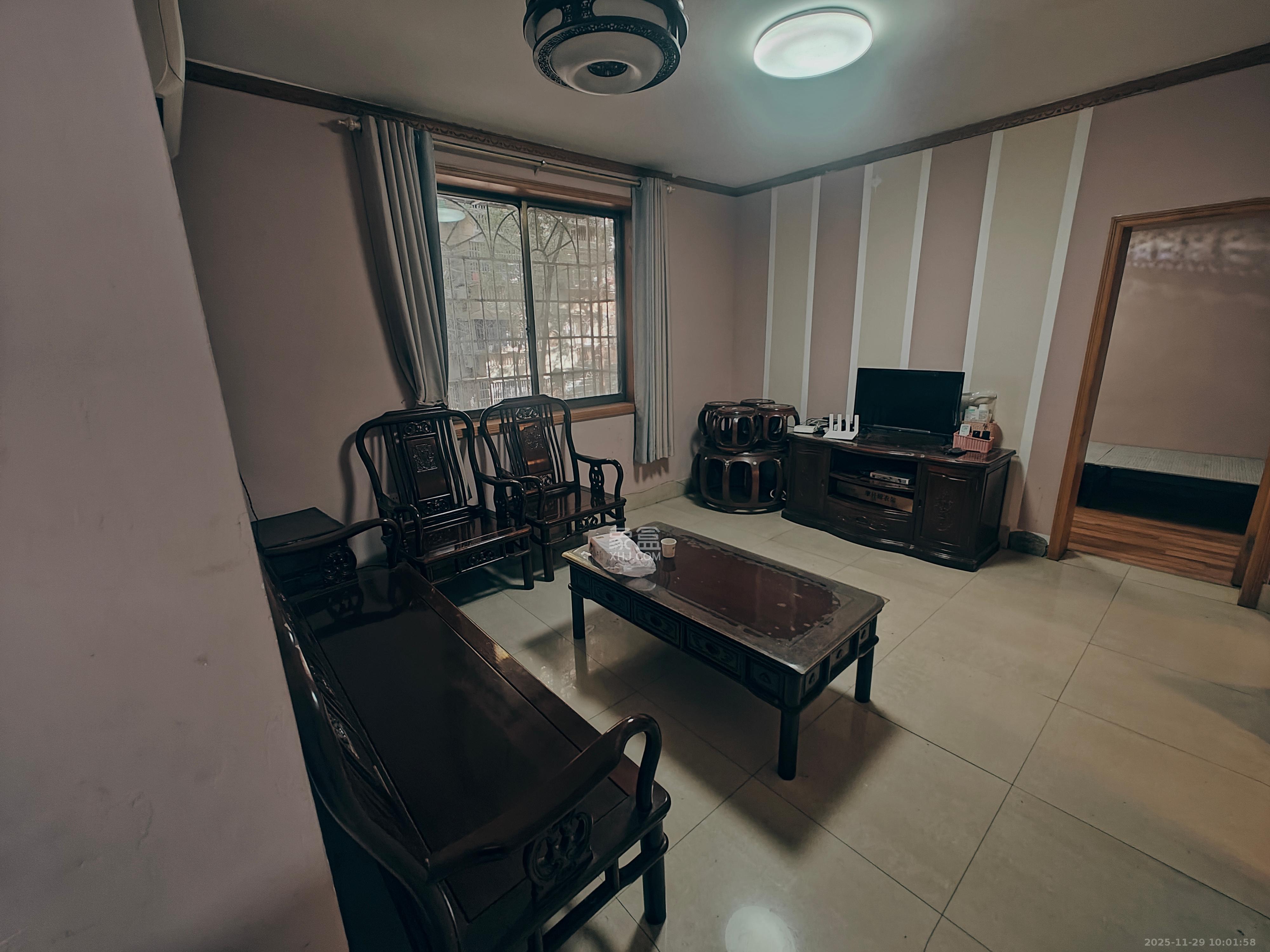 英才园三片 3室2厅1卫 2300.0元/月 英才园三片 3室2厅1卫 2300.0元/月室内图